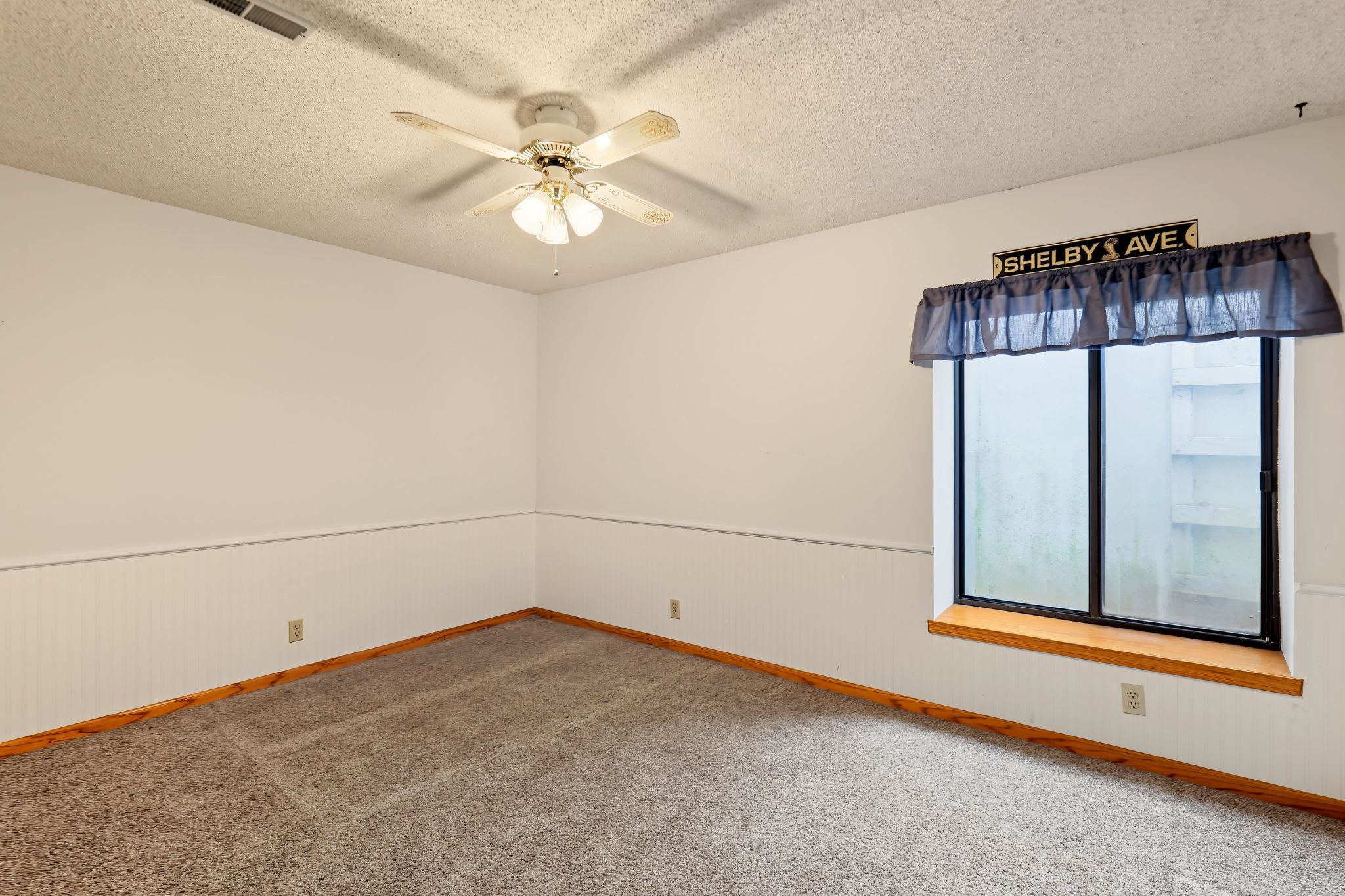 1334 N Coachhouse Property Photo 28