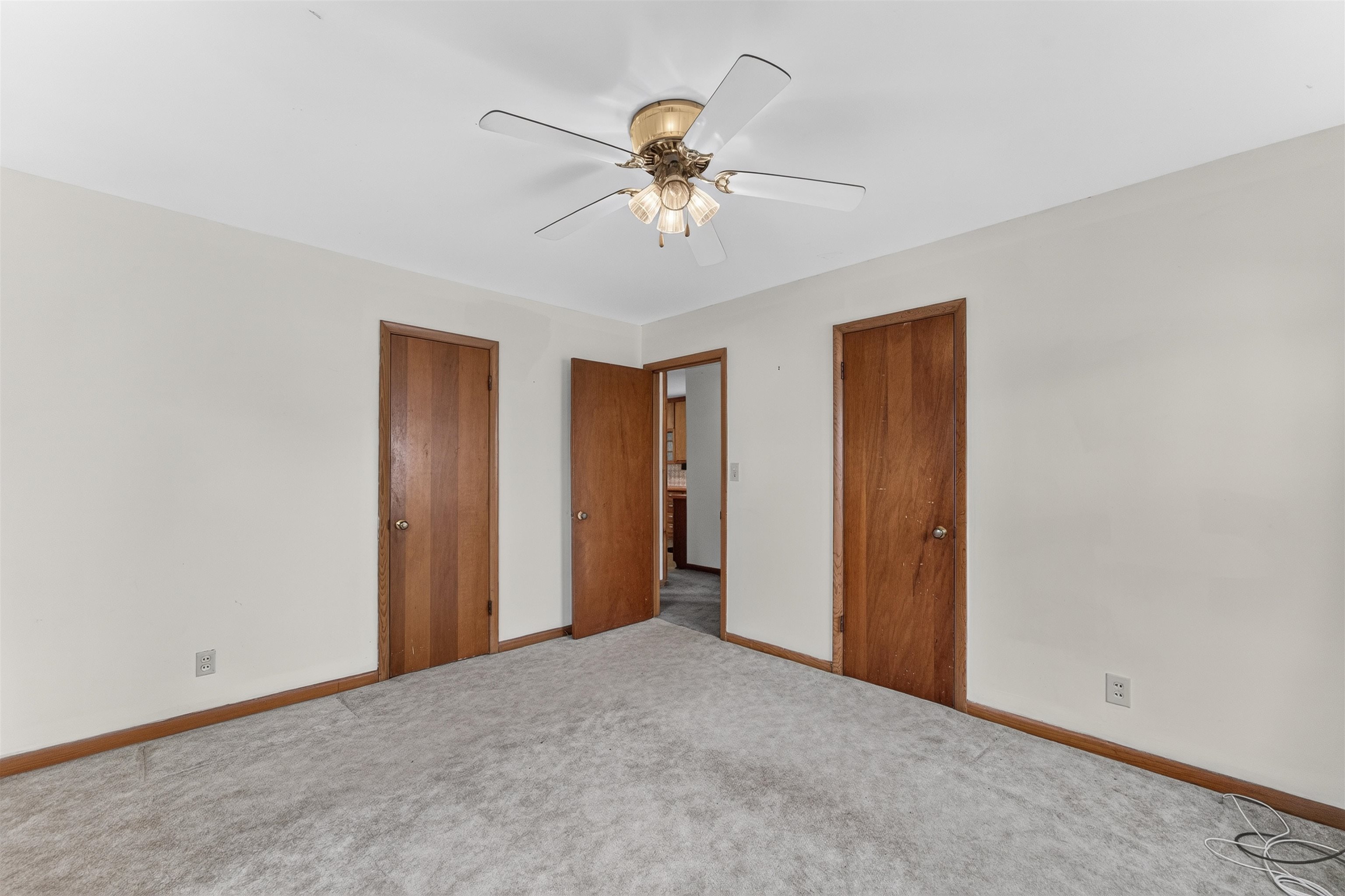 2328 W Casado St. Property Photo 7