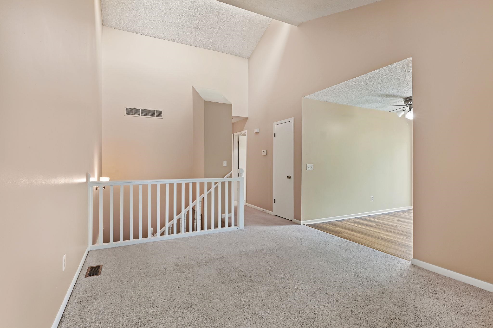 2472 S Capri Lane Property Photo 4