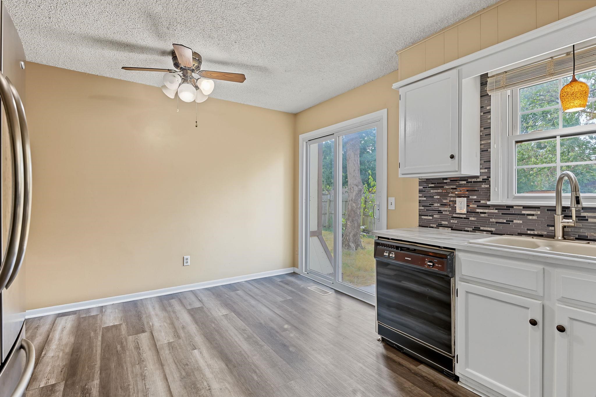 2472 S Capri Lane Property Photo 10