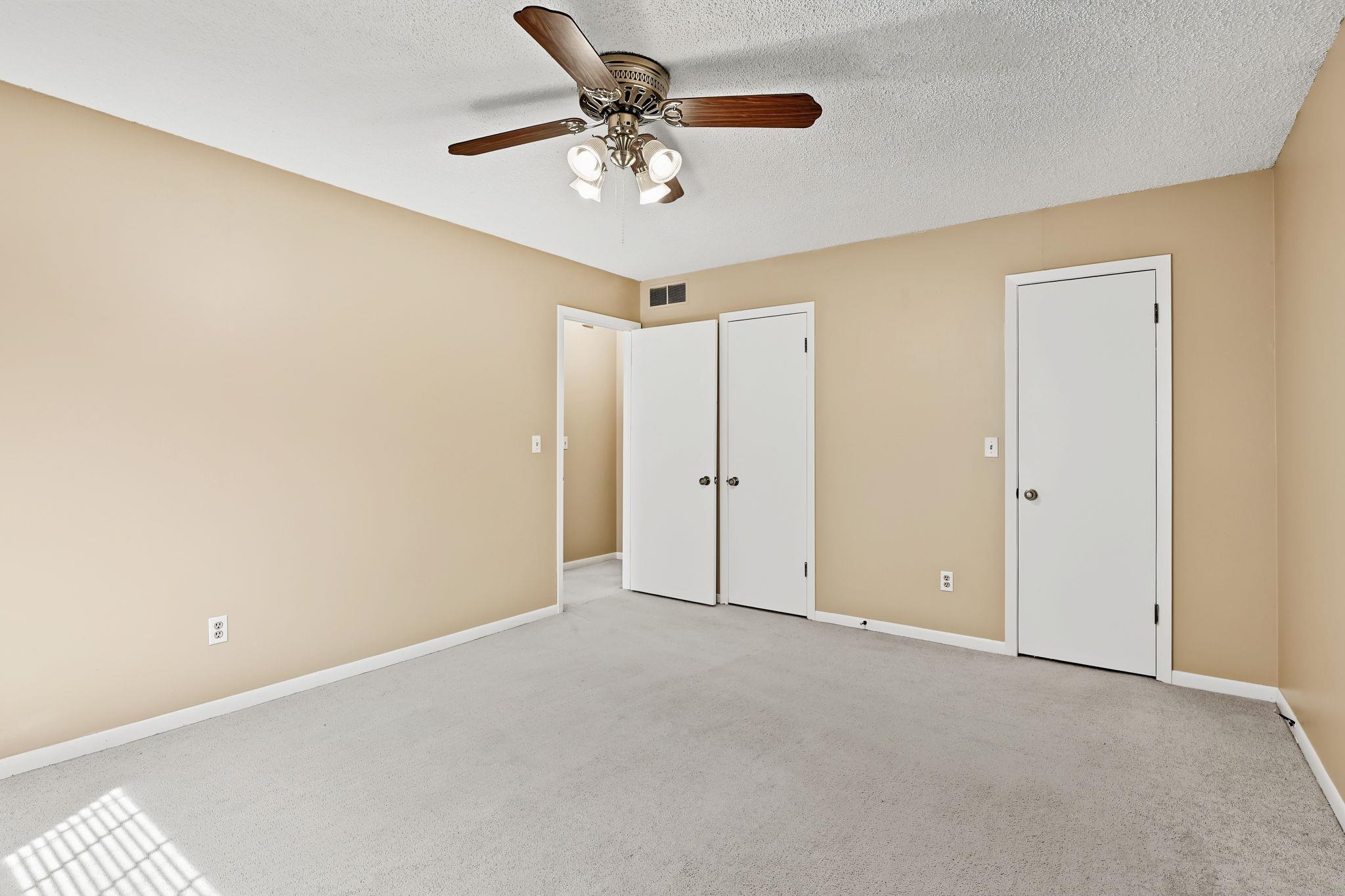 2472 S Capri Lane Property Photo 12
