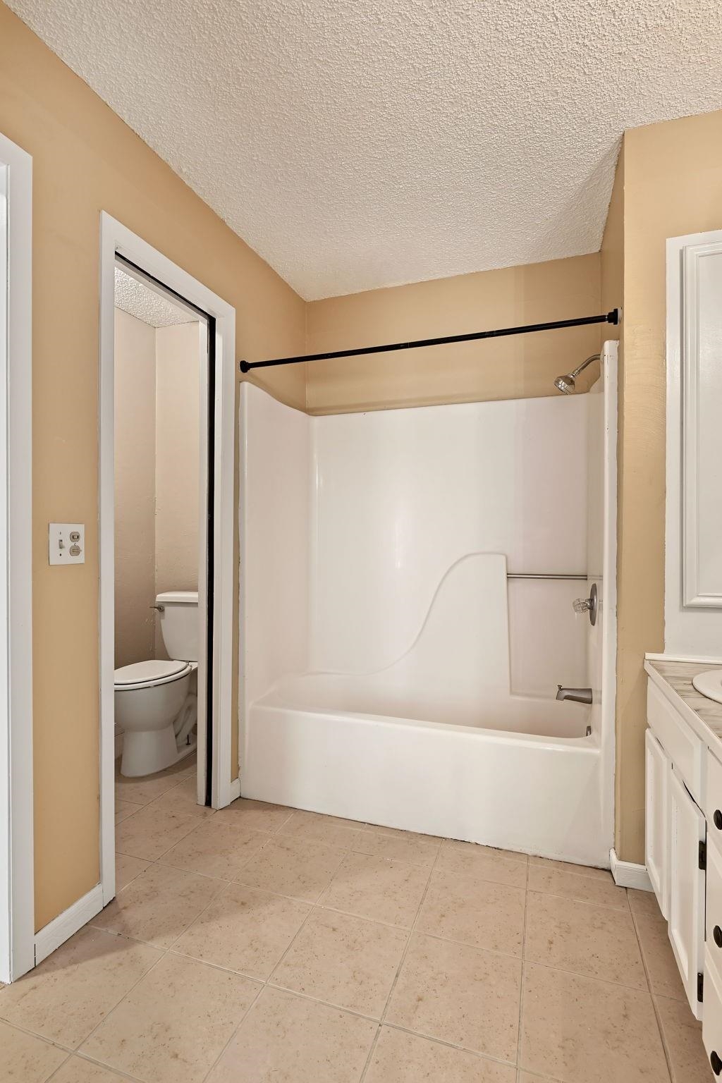 2472 S Capri Lane Property Photo 14