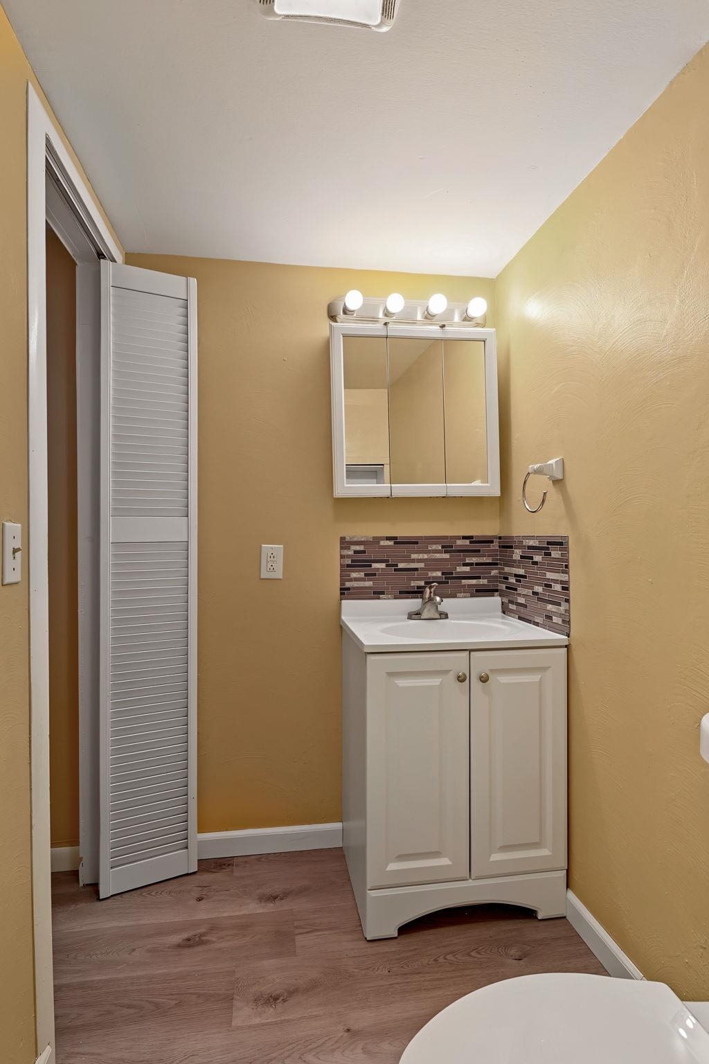 2472 S Capri Lane Property Photo 24