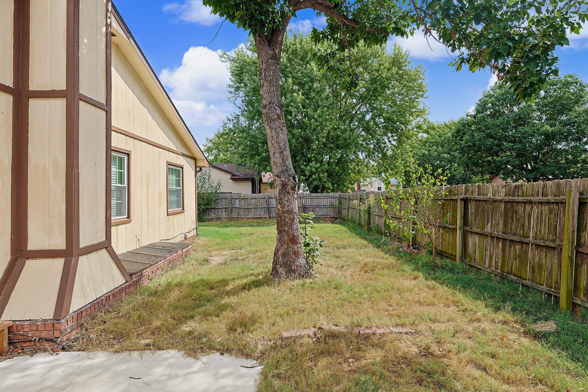2472 S Capri Lane Property Photo 30