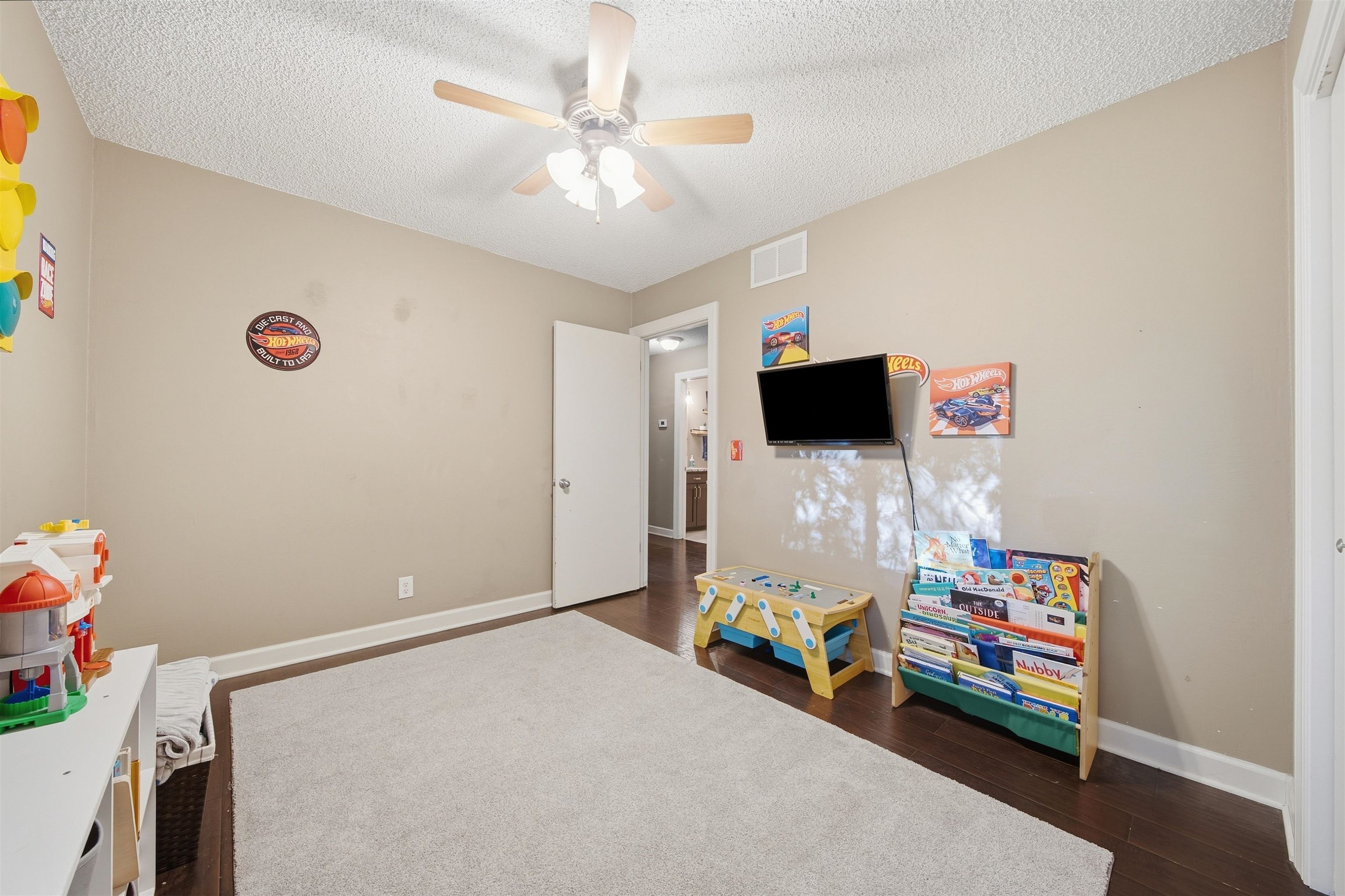 1805 N Terry Ln Property Photo 15
