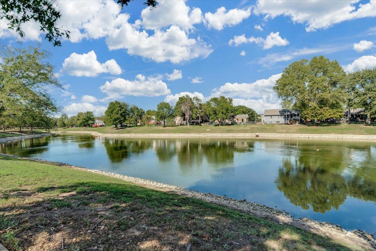 314 S Circle Lake Cir Property Photo 30