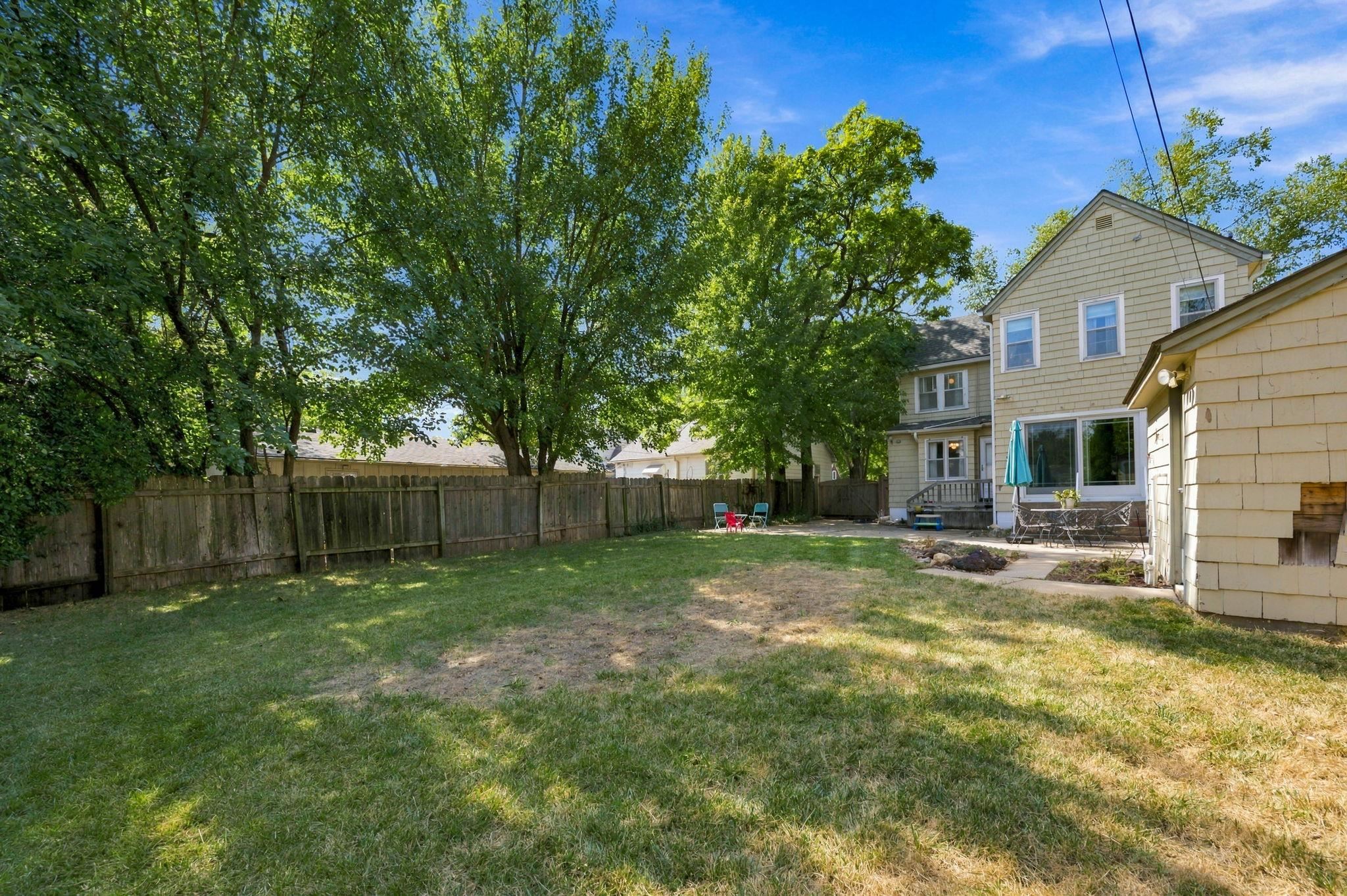 636 N Crestway St Property Photo 29
