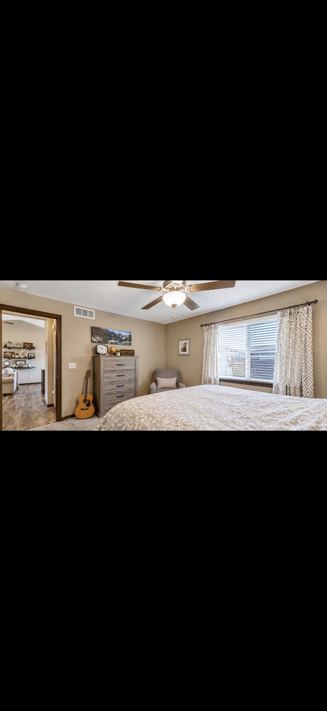 1470 N Aster St. Property Photo 11