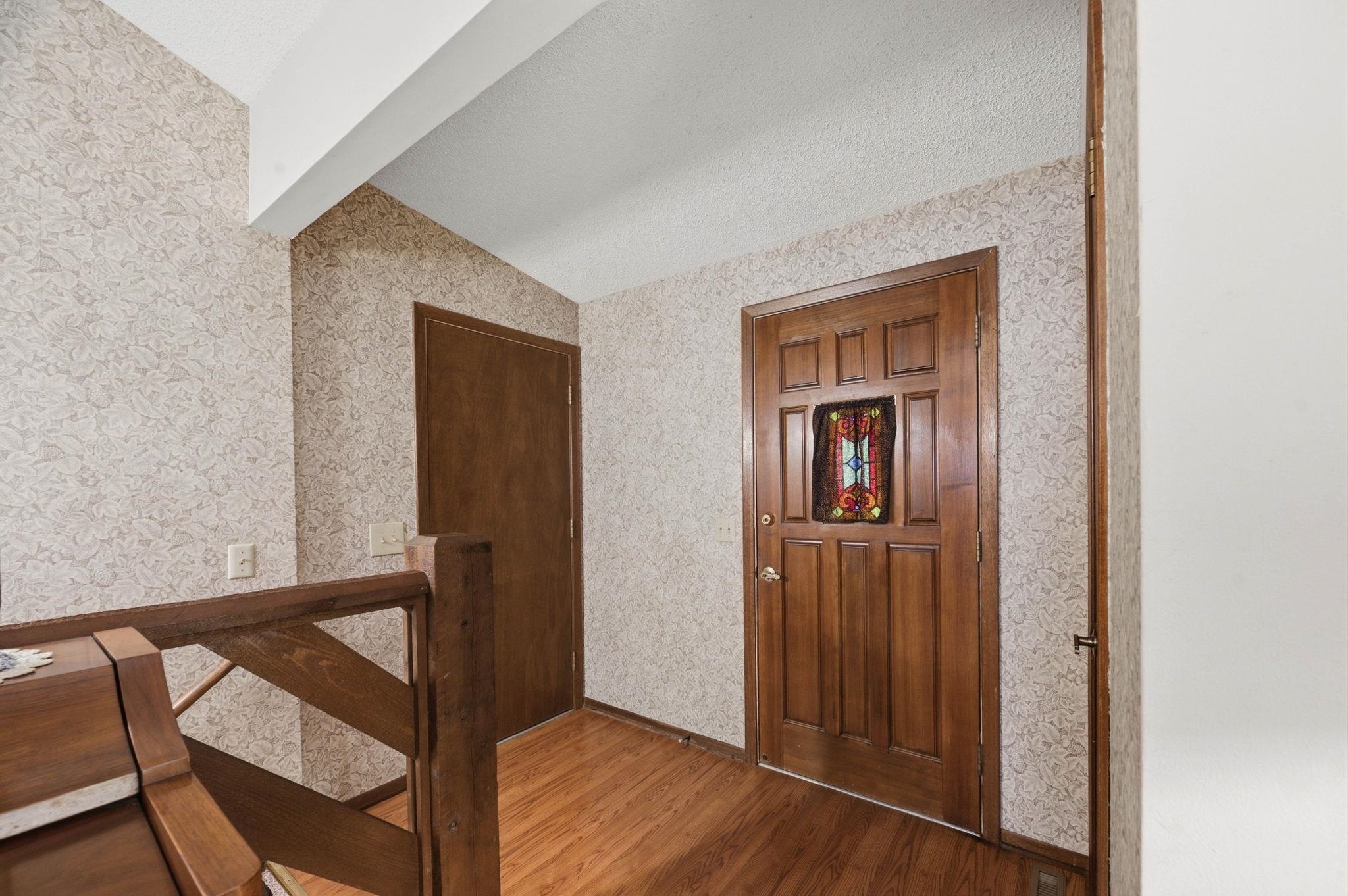 626 N Parkridge St Property Photo 4