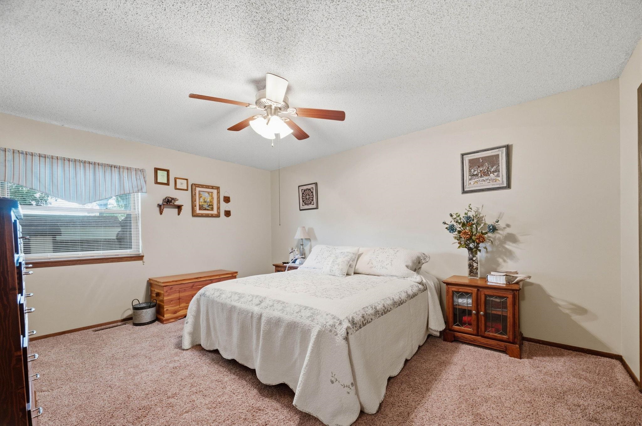 626 N Parkridge St Property Photo 12