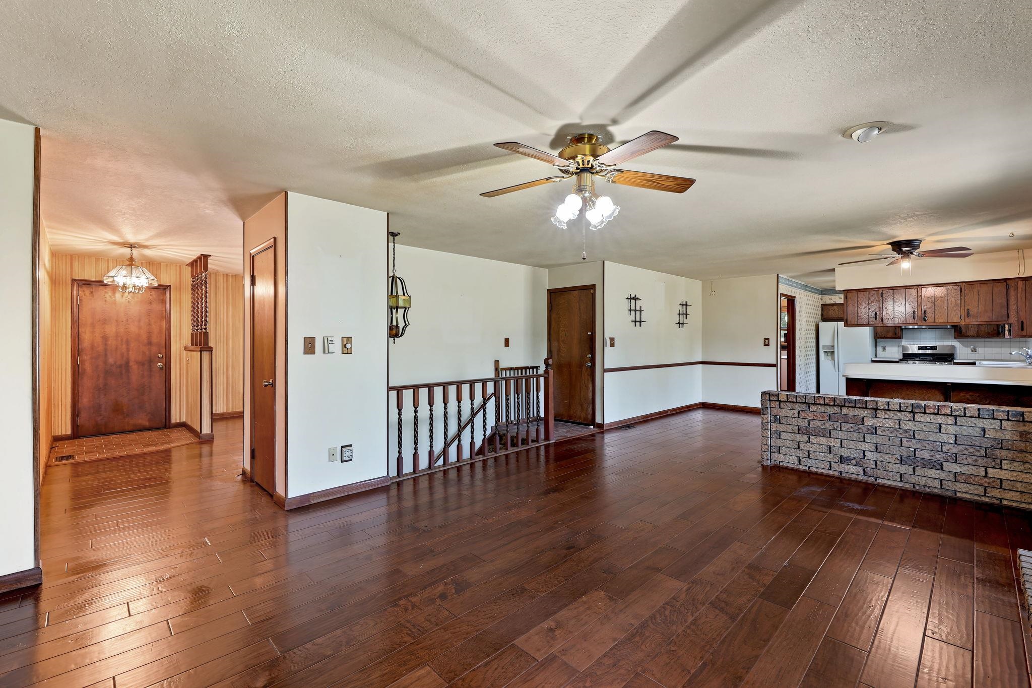 18800 W 29th Street N Property Photo 9
