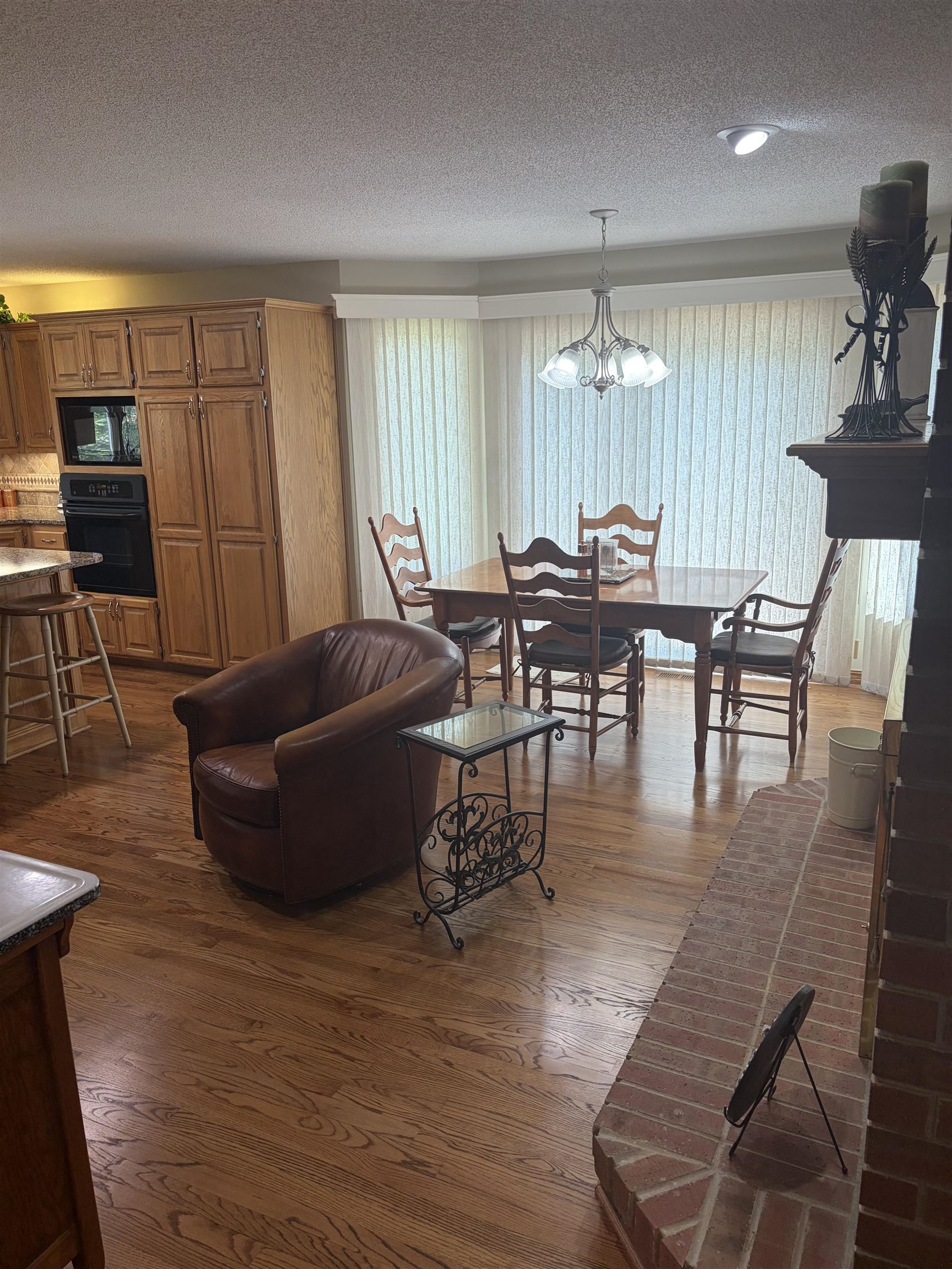 602 Ridge Point Dr Property Photo 7