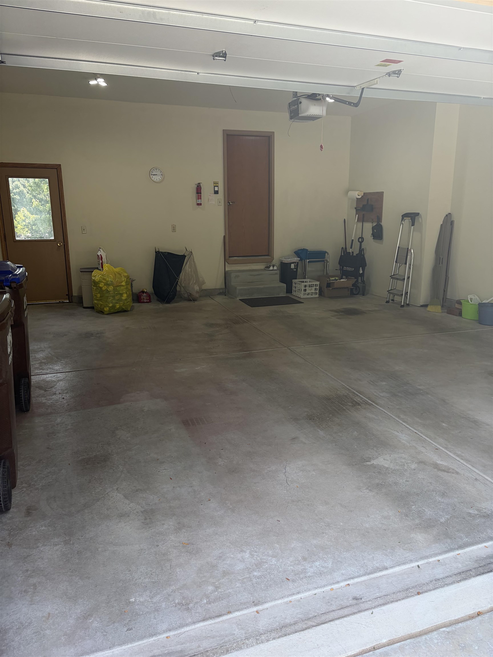 602 Ridge Point Dr Property Photo 13