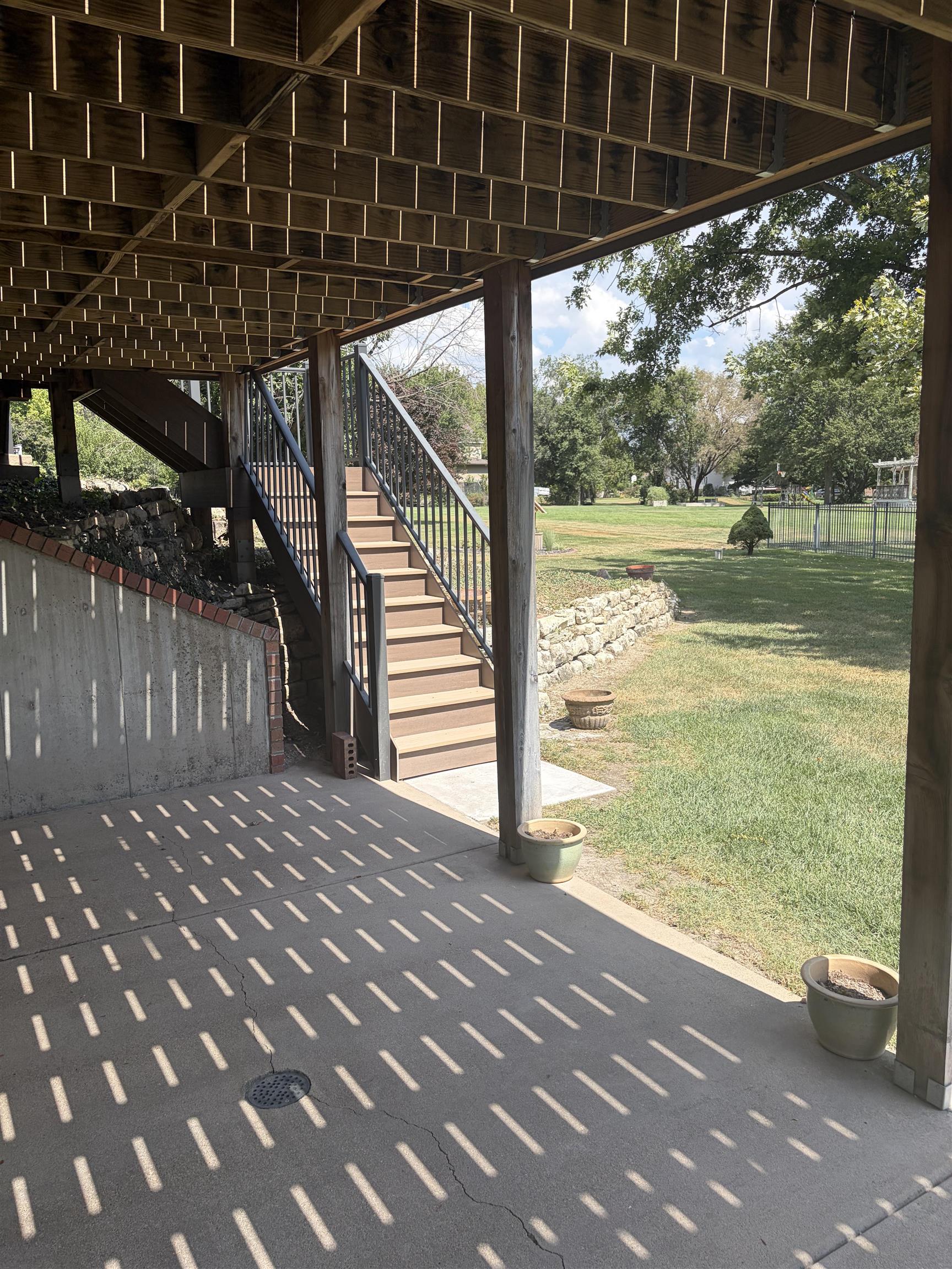602 Ridge Point Dr Property Photo 35