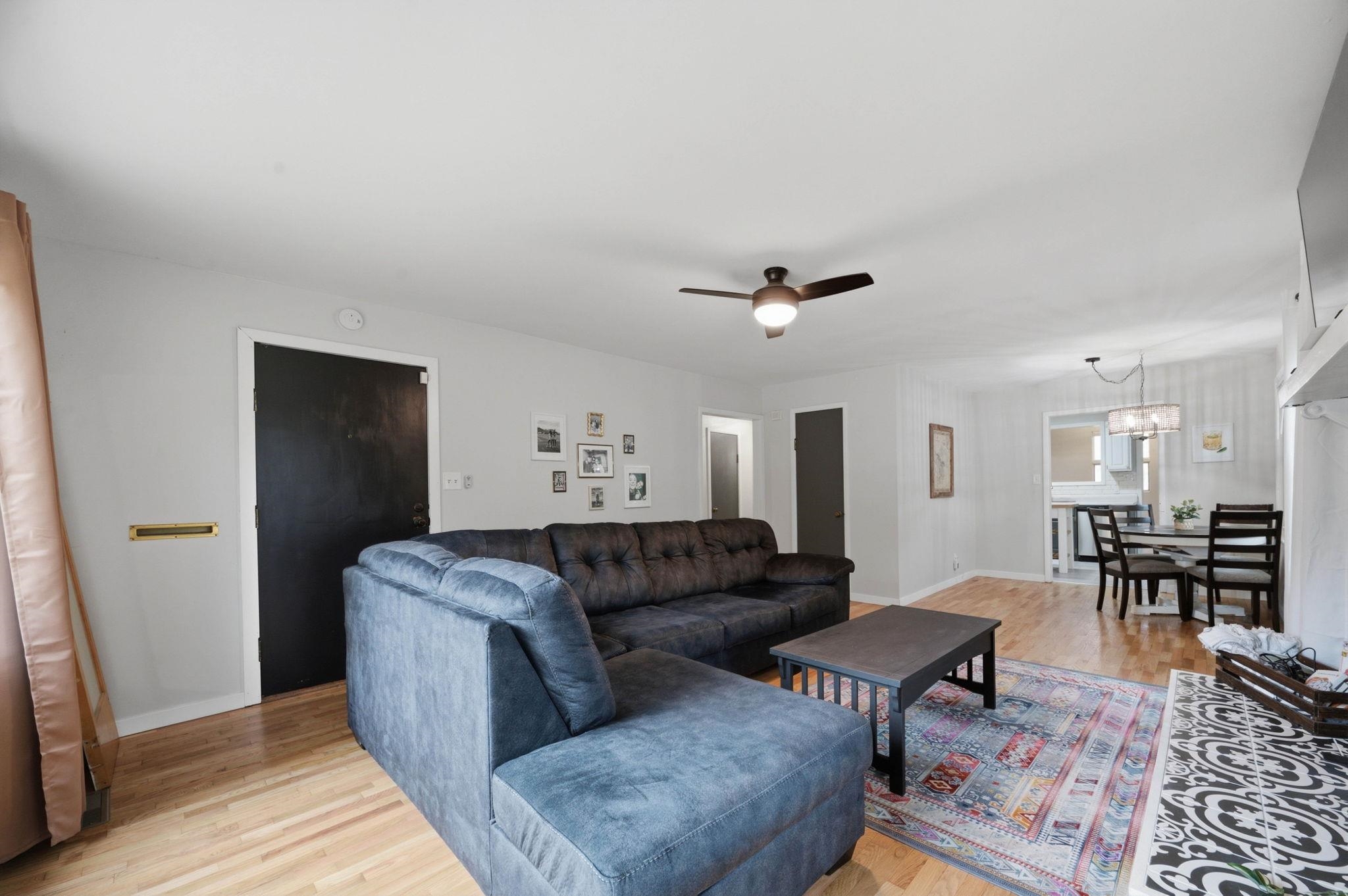 1201 Henry St Property Photo 10