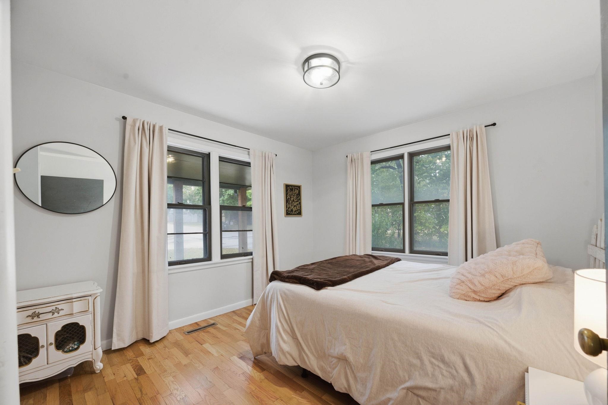 1201 Henry St Property Photo 21