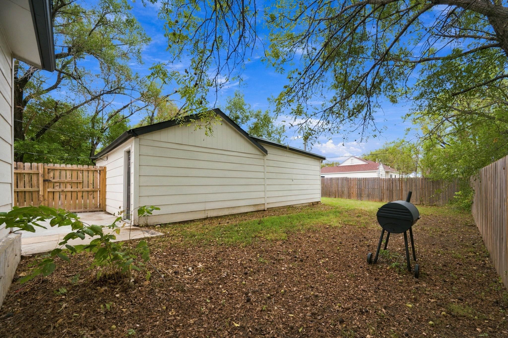 1201 Henry St Property Photo 31