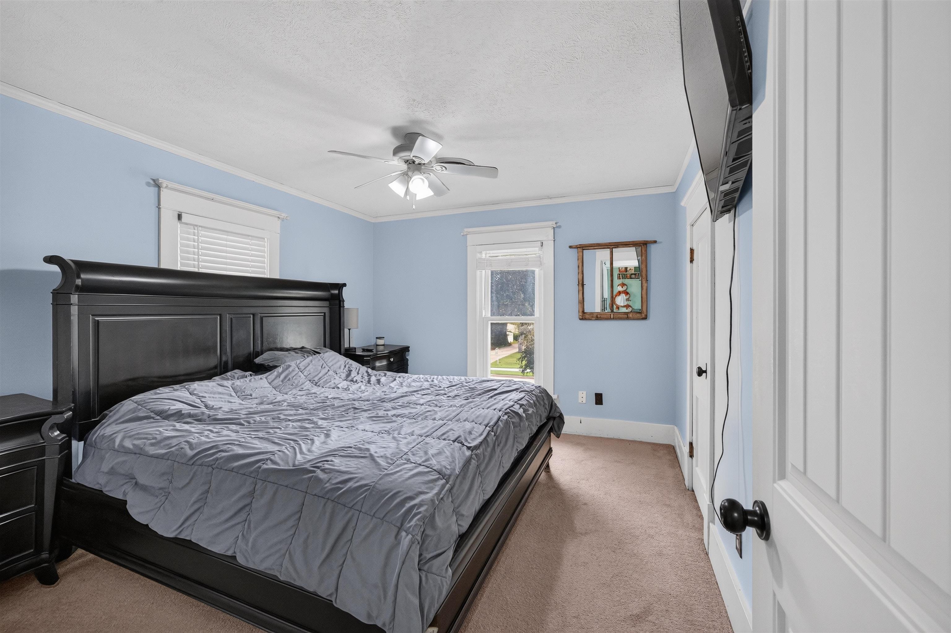 1012 S Elm St Property Photo 16