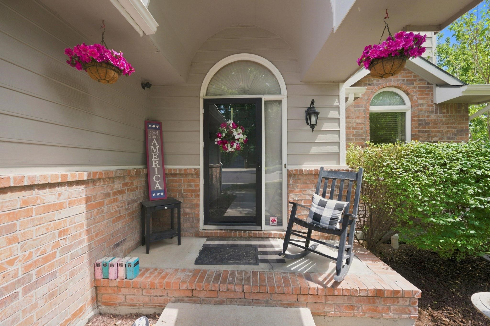 1748 N Basswood Ct Property Photo 6