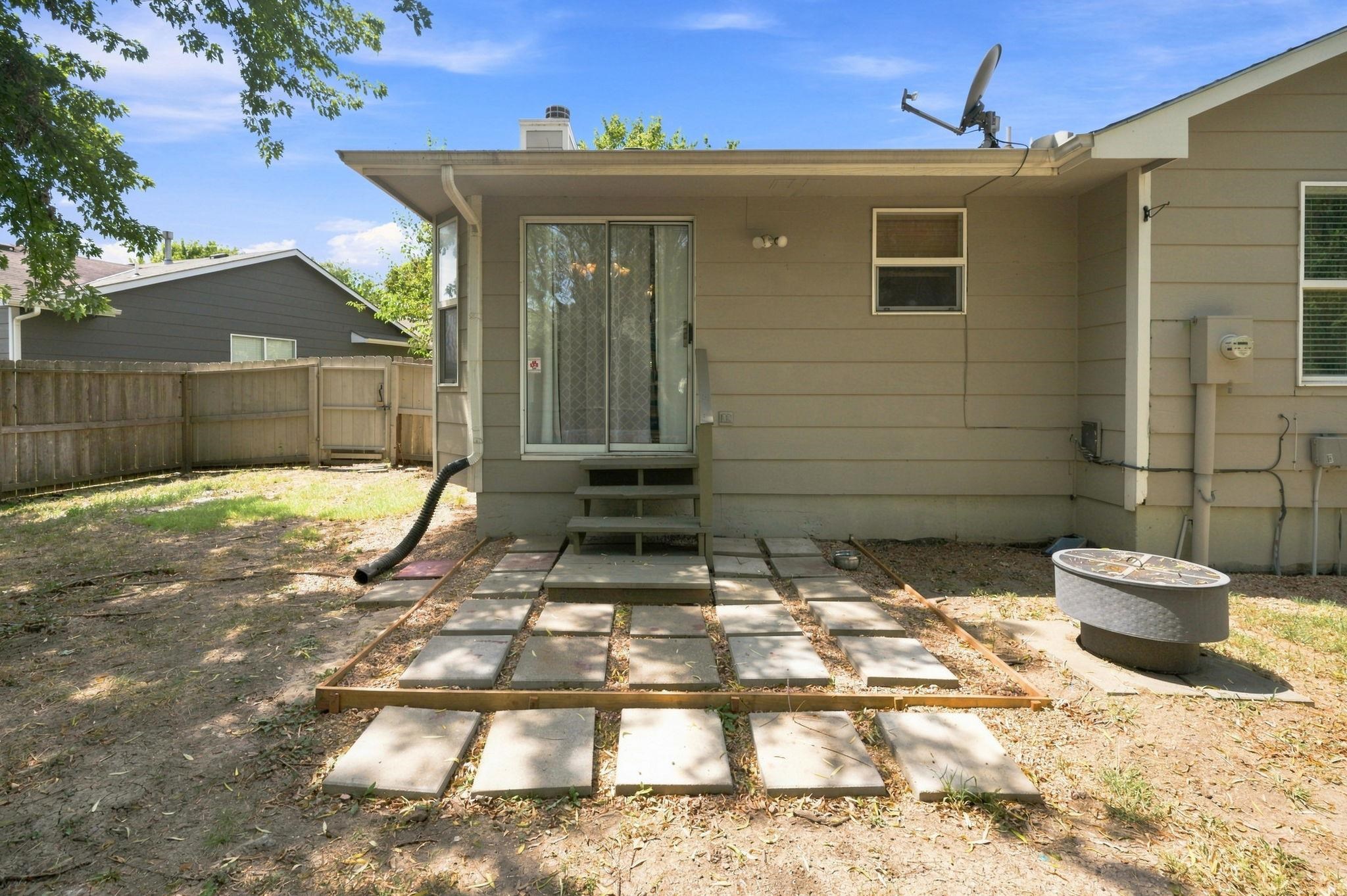 1748 N Basswood Ct Property Photo 29