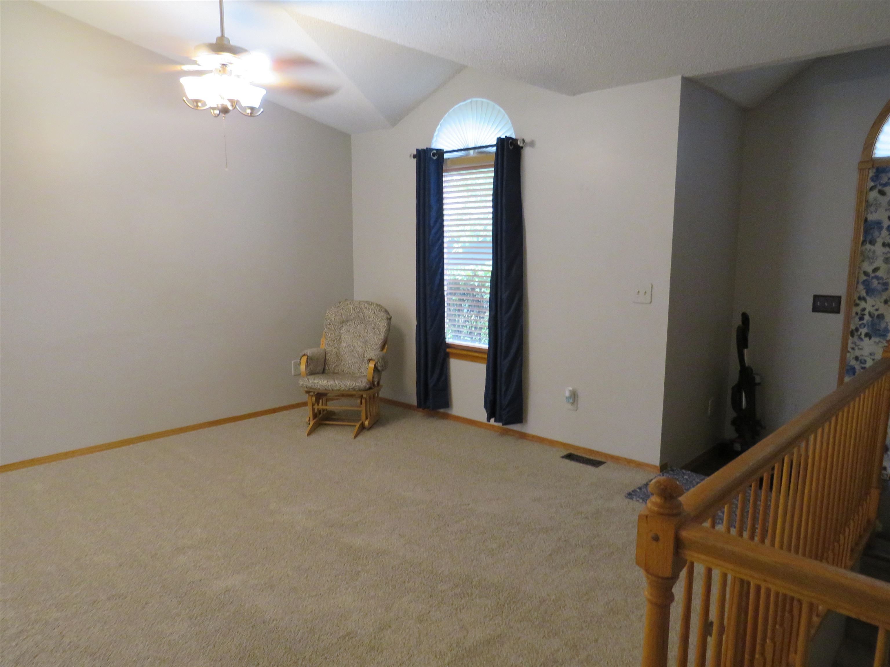 1748 N Basswood Ct Property Photo 33