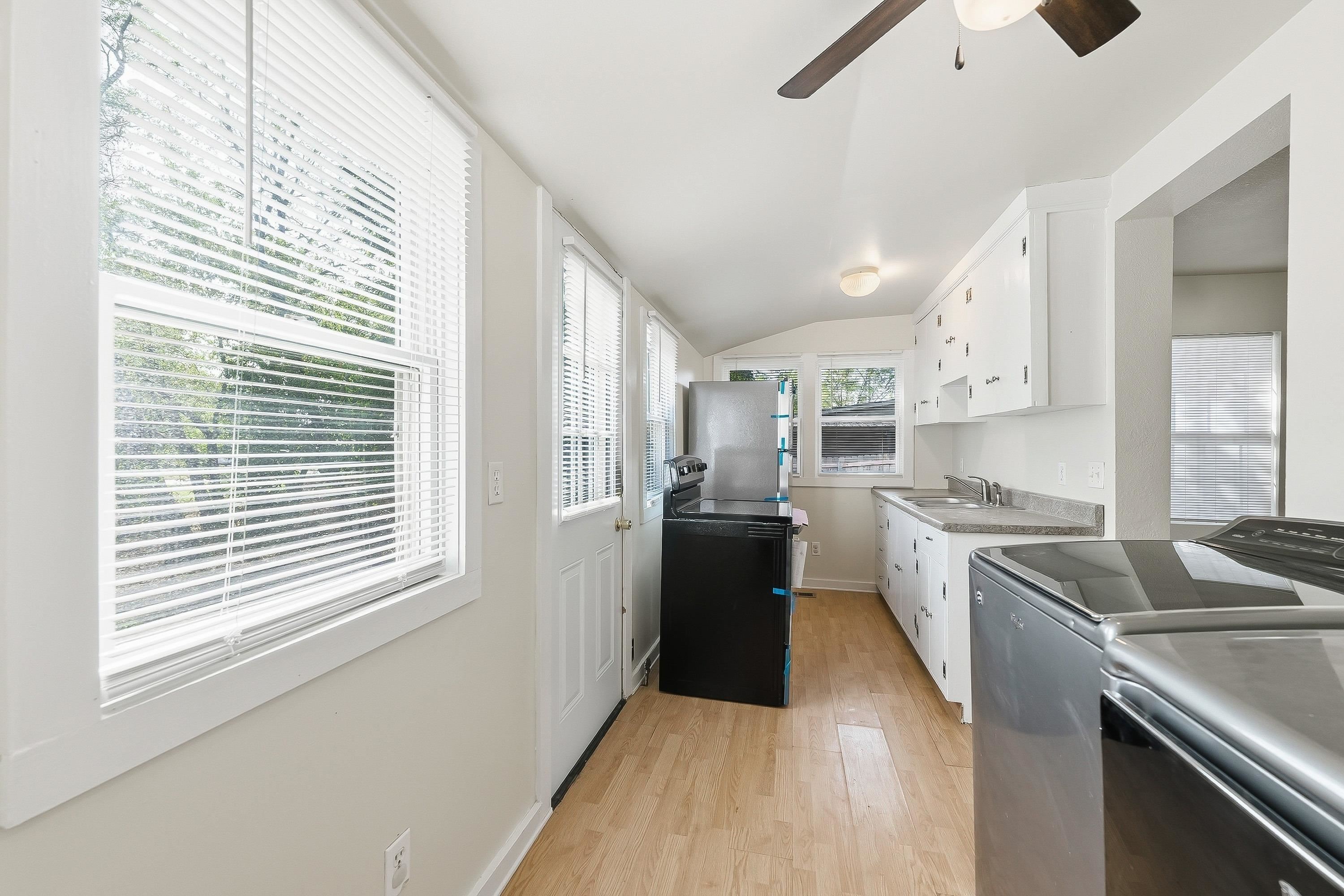 1212 N Ohio Property Photo 9
