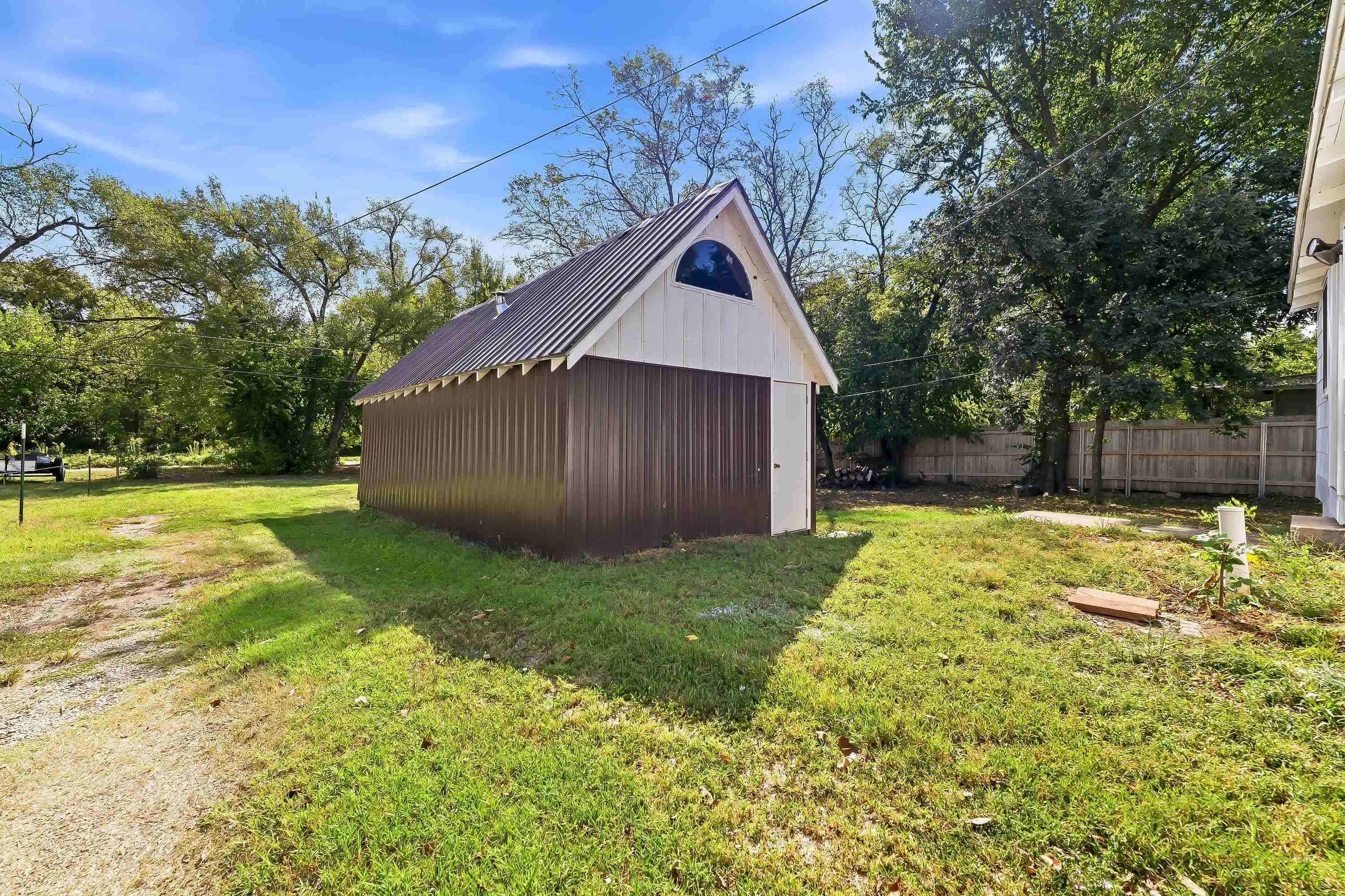 1212 N Ohio Property Photo 20