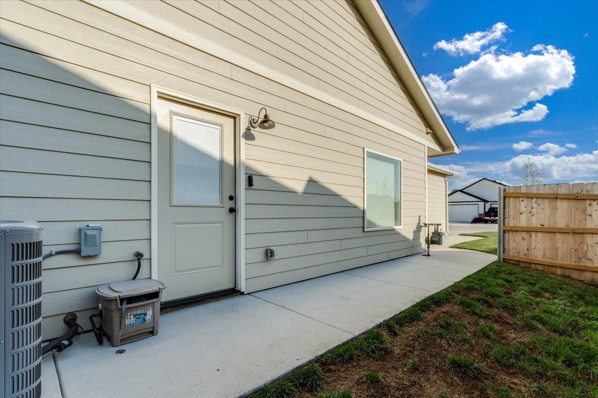 432 Briarbrook Ln Property Photo 17