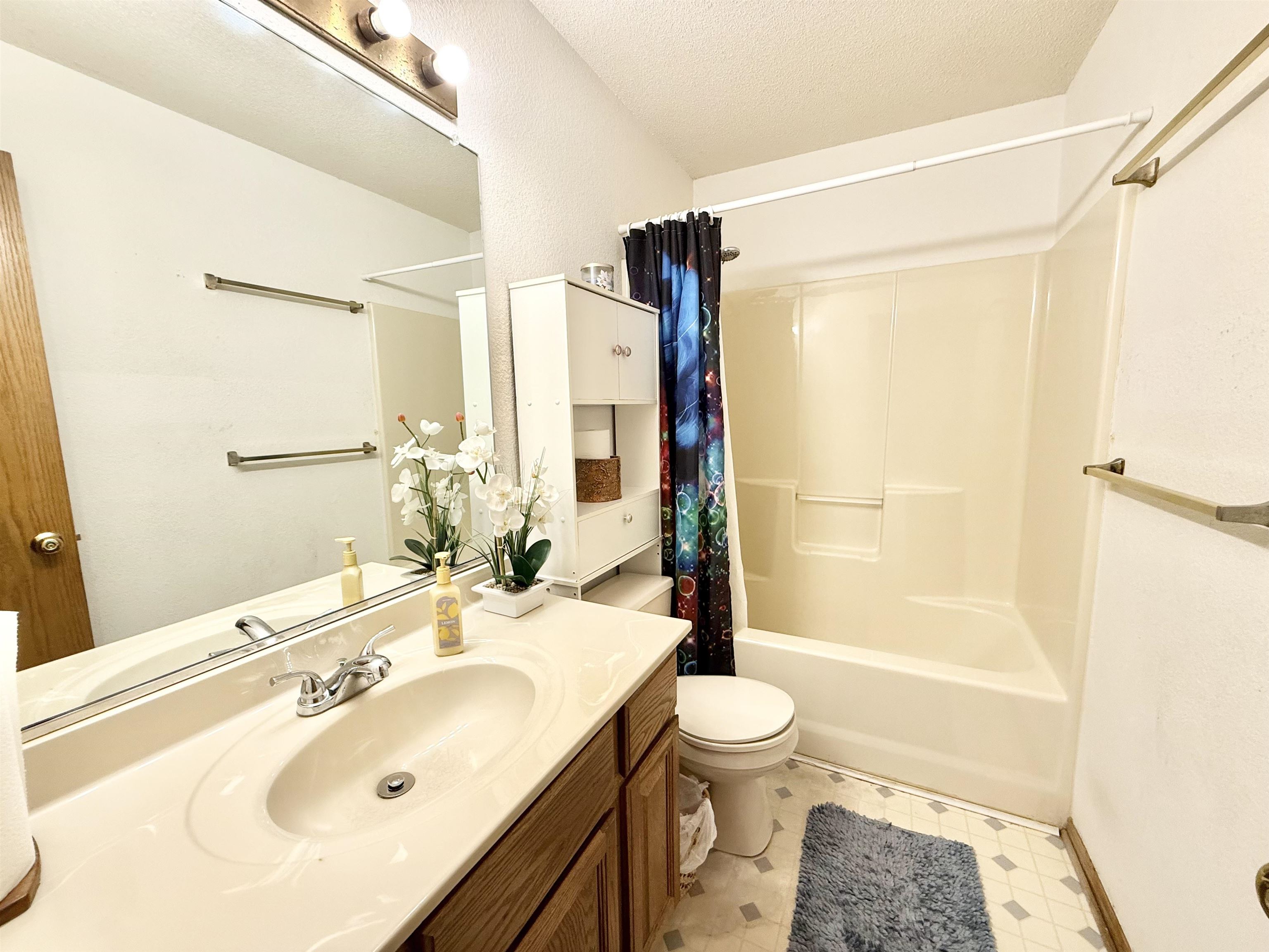 1831 S Brandon St Property Photo 16