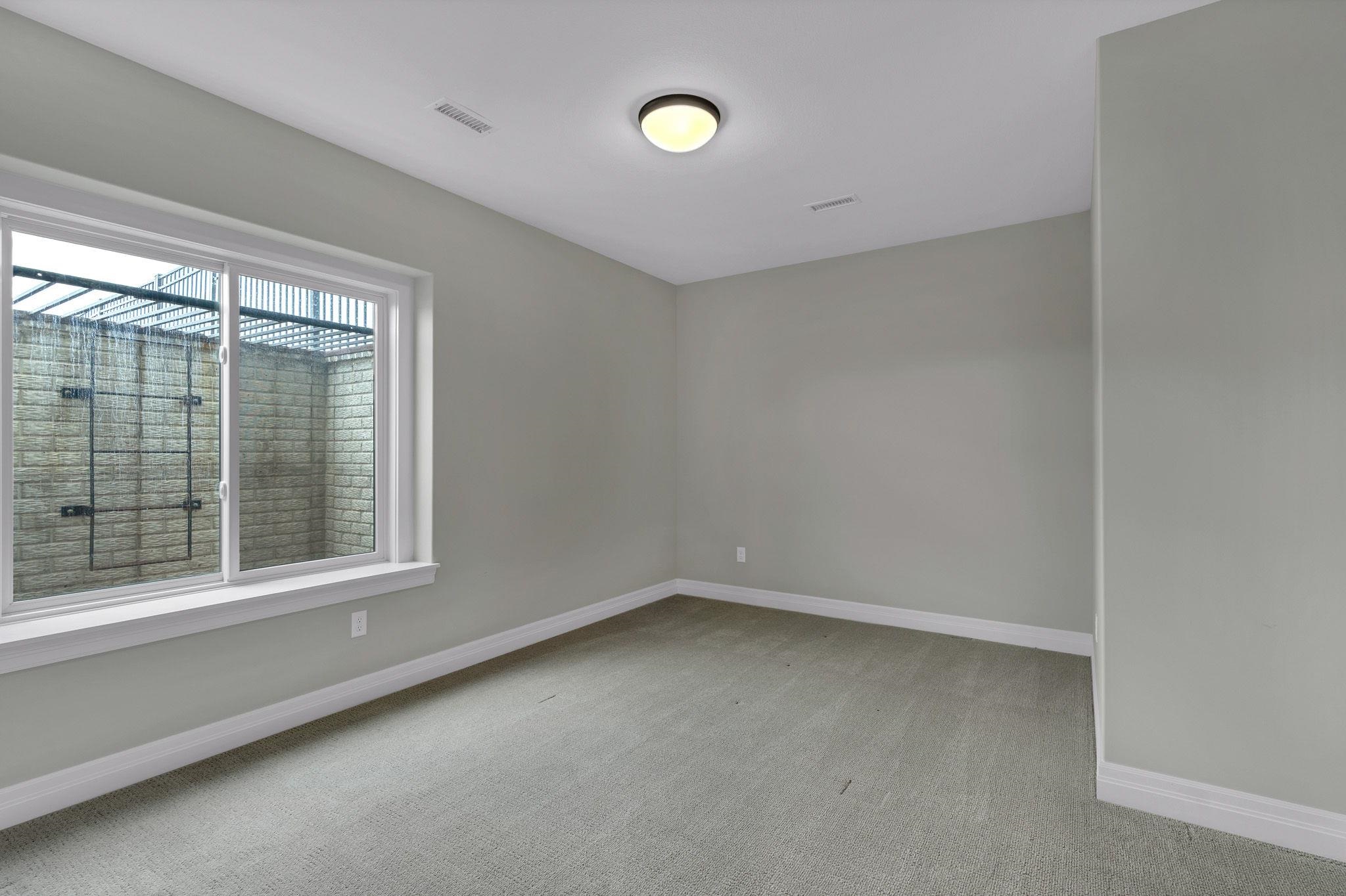 11503 E Winston St Property Photo 27