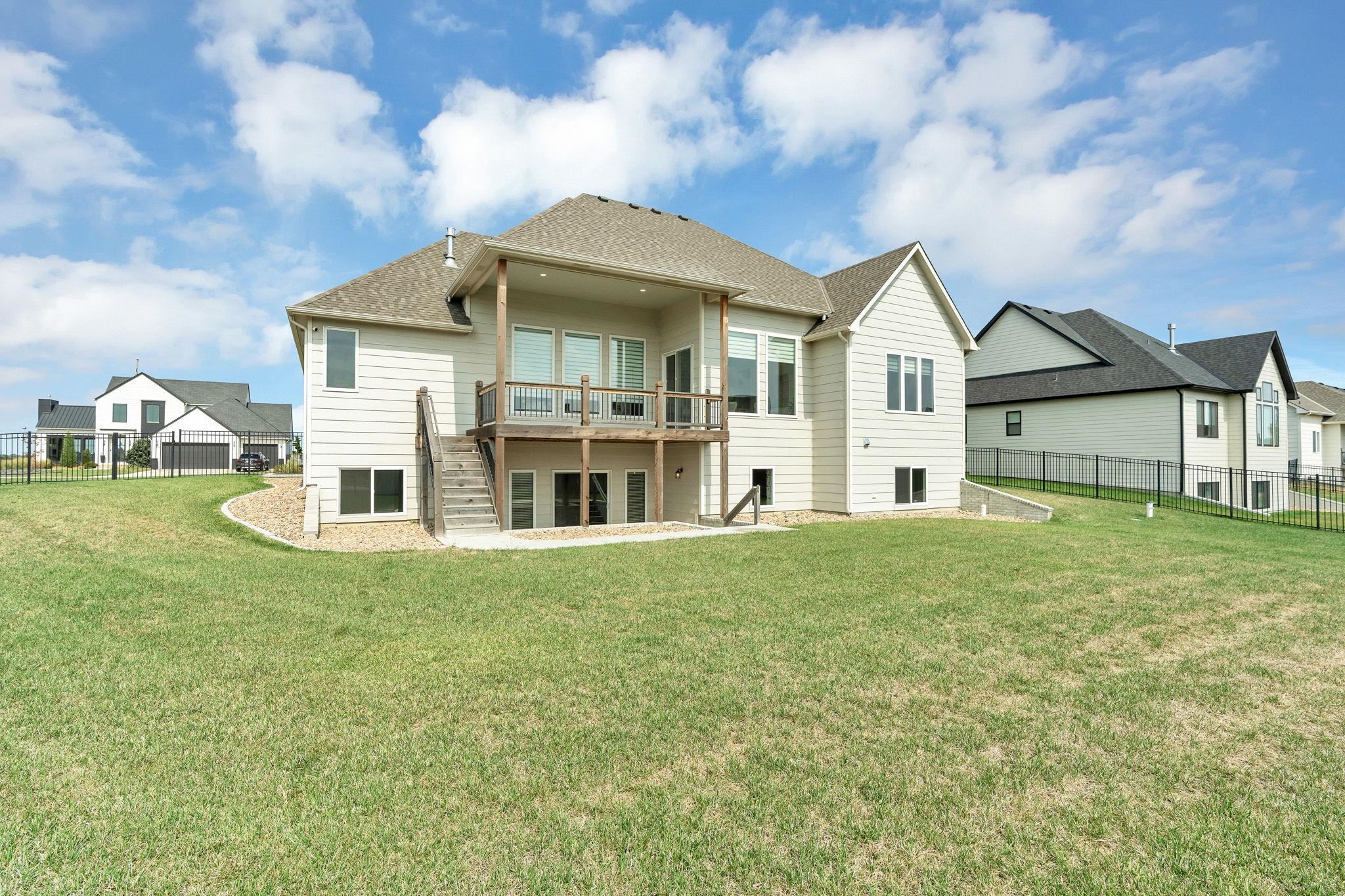 11503 E Winston St Property Photo 33