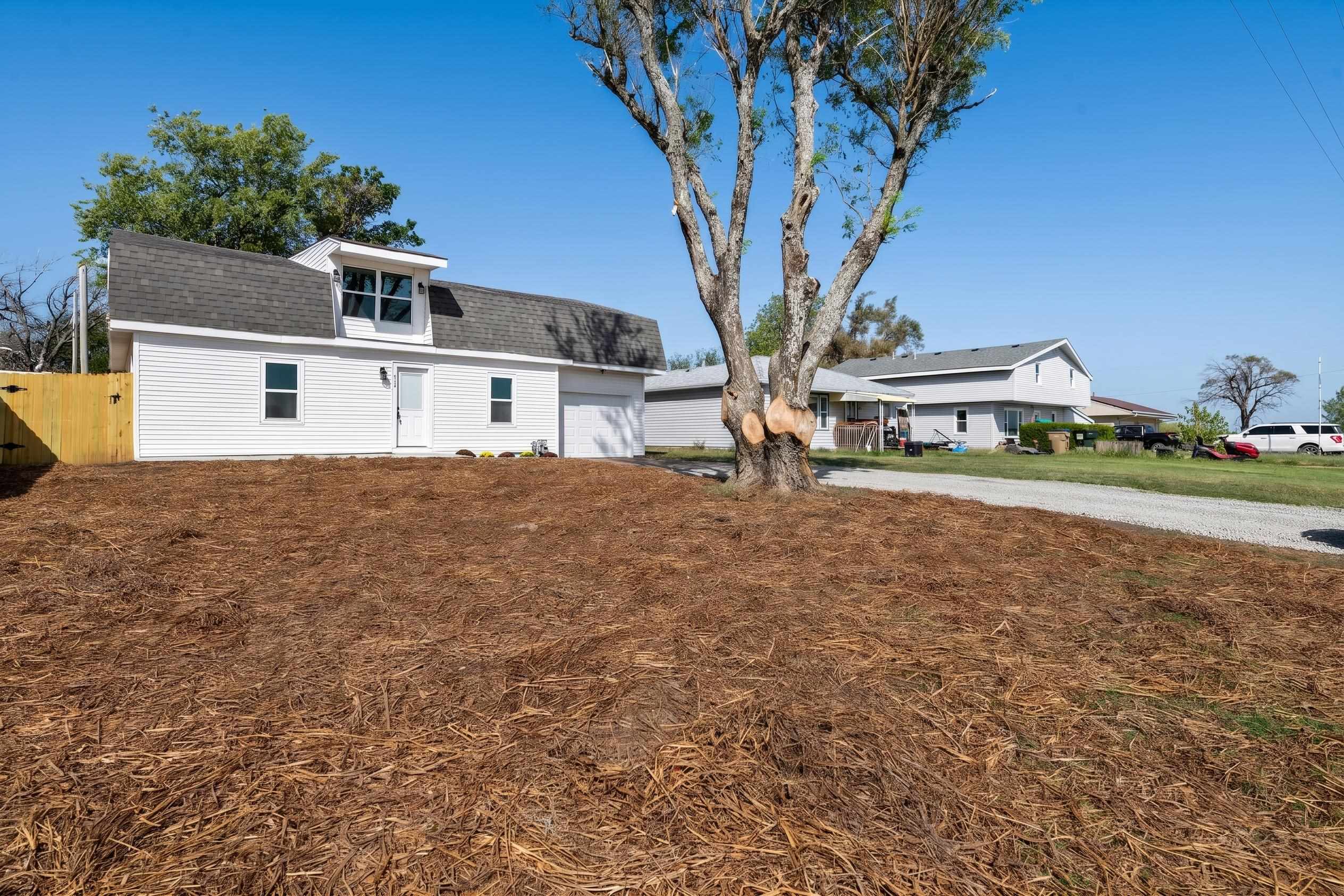 419 N Williams Property Photo 7