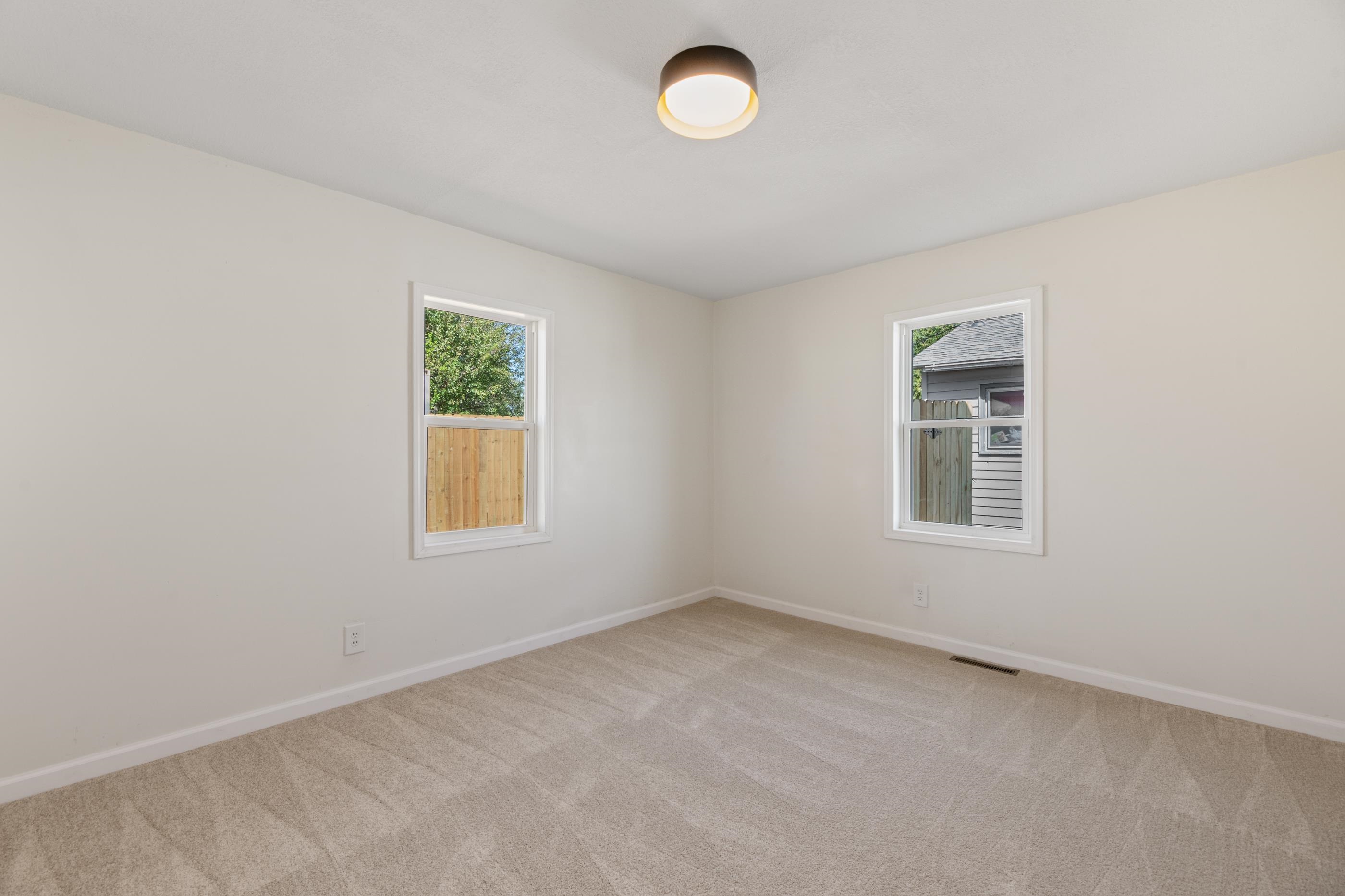 419 N Williams Property Photo 32