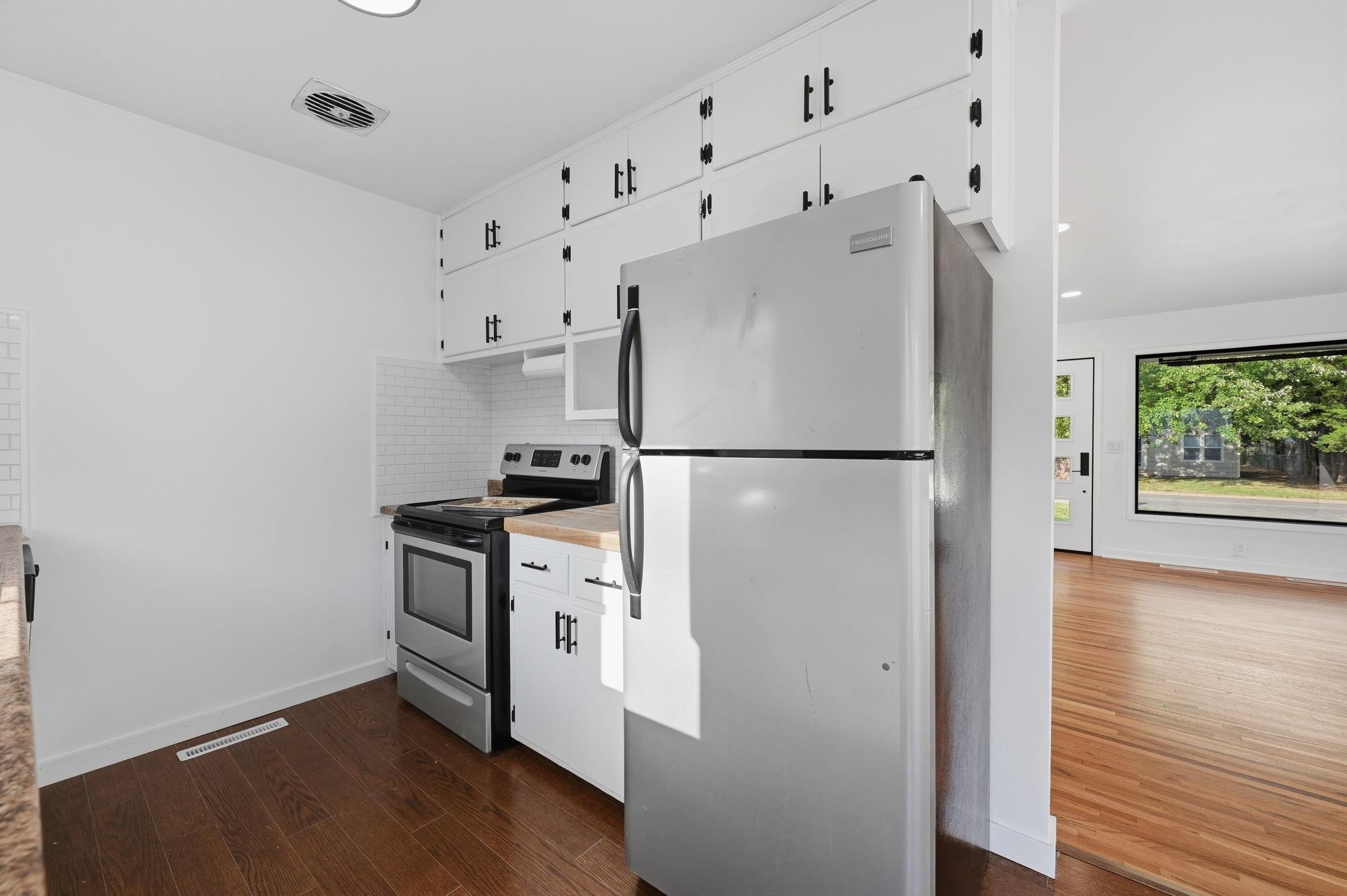 626 S Atherton Property Photo 10
