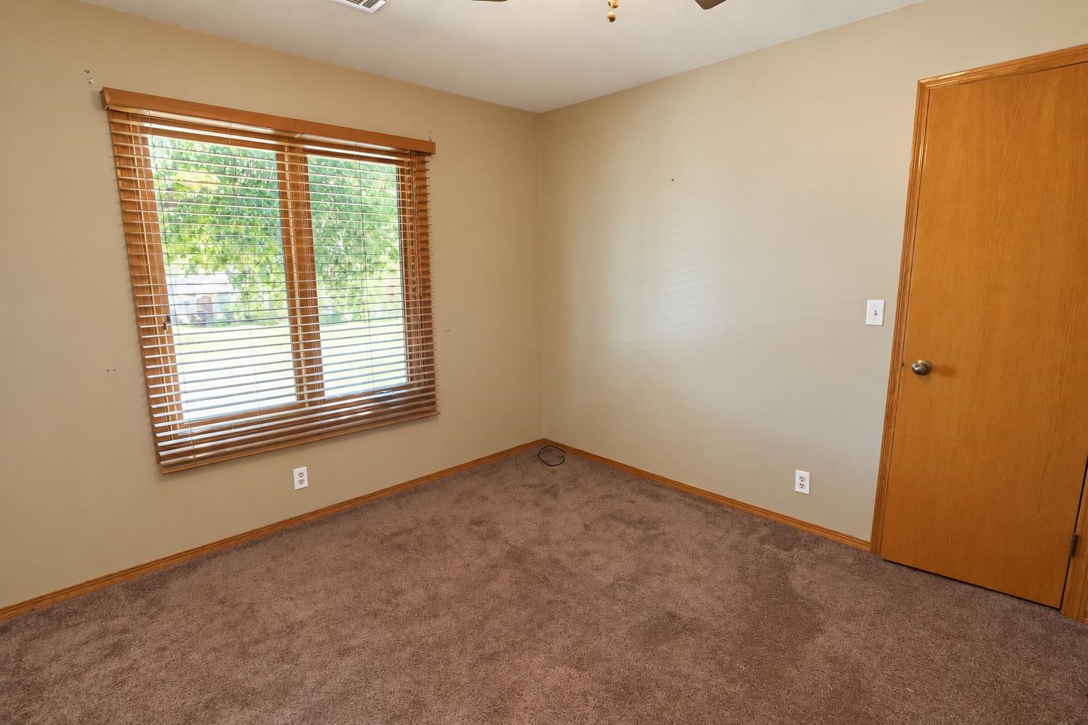 134 N Karren Ct Property Photo 11