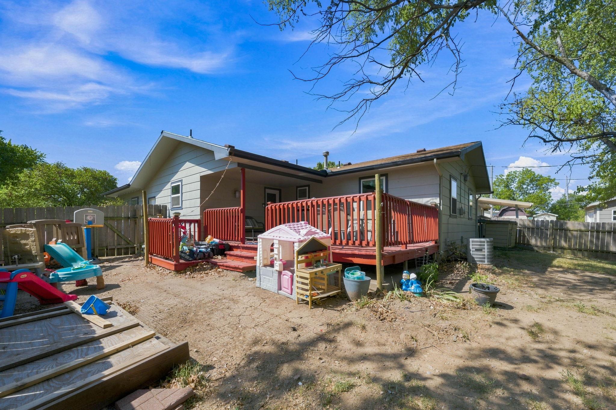 2006 E Ravena St Property Photo 30