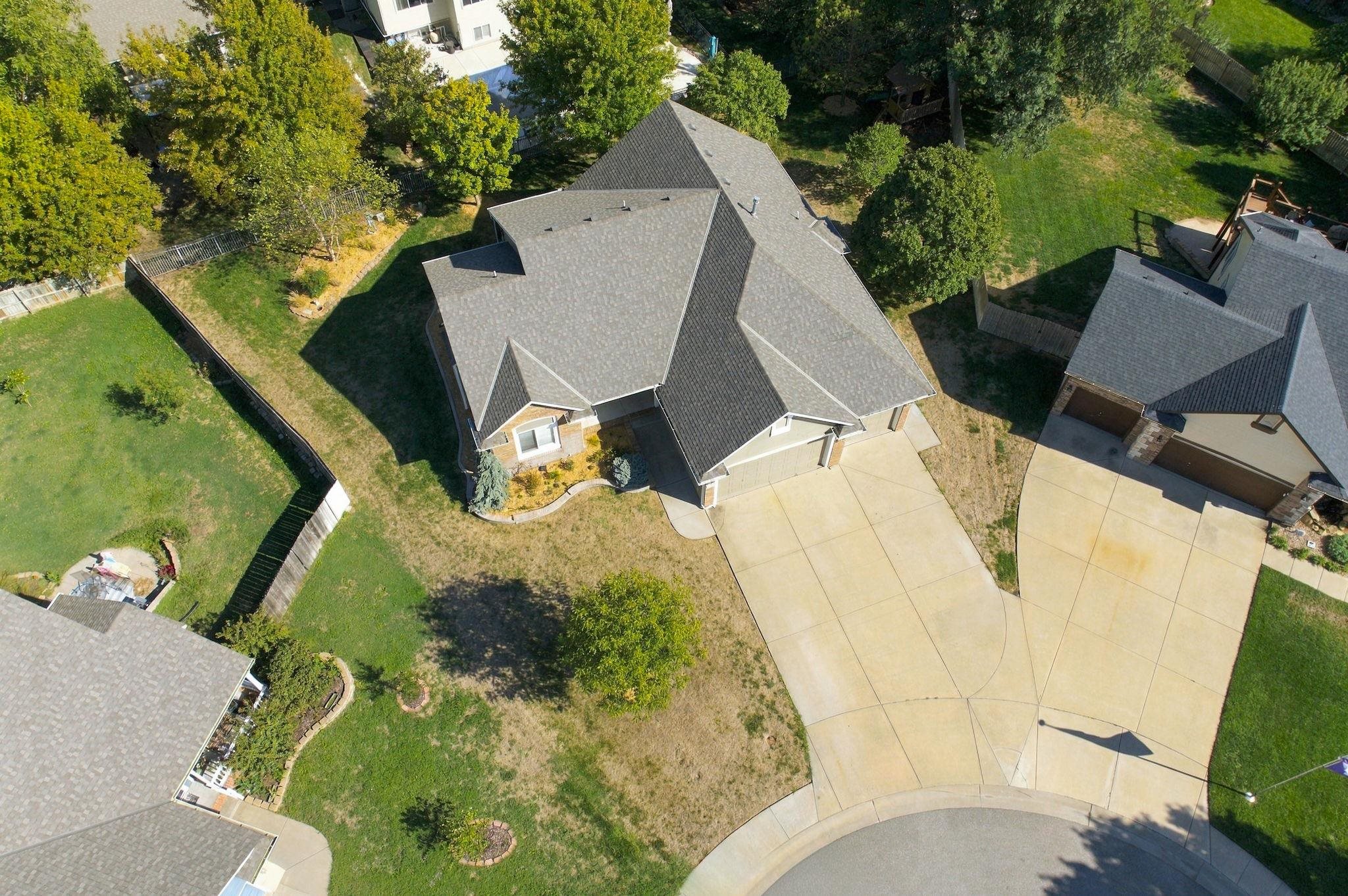2213 E Myrtlewood Ct Property Photo 4