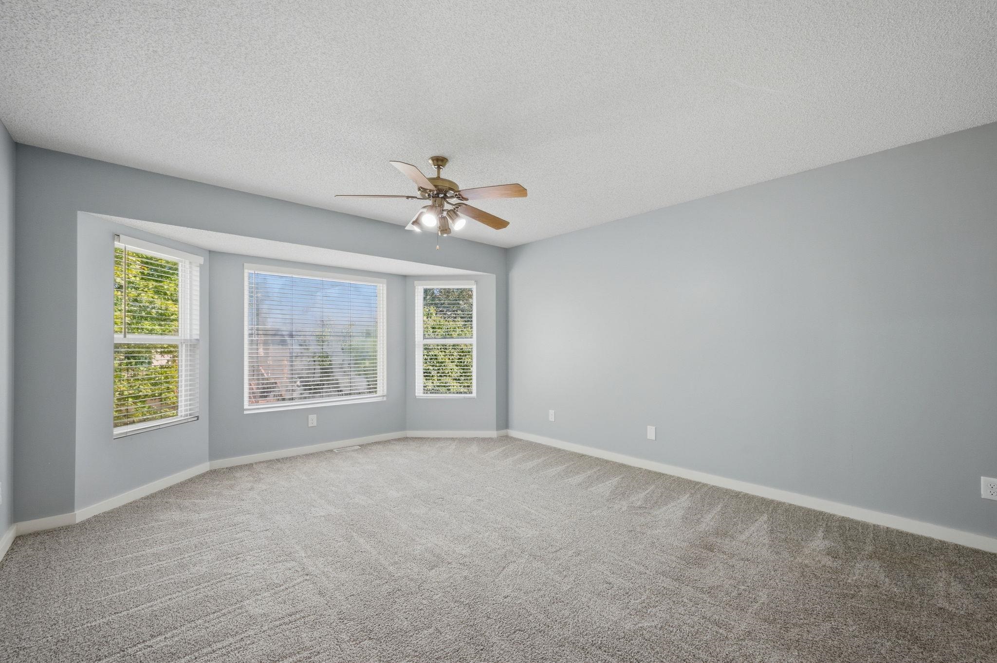 2213 E Myrtlewood Ct Property Photo 16