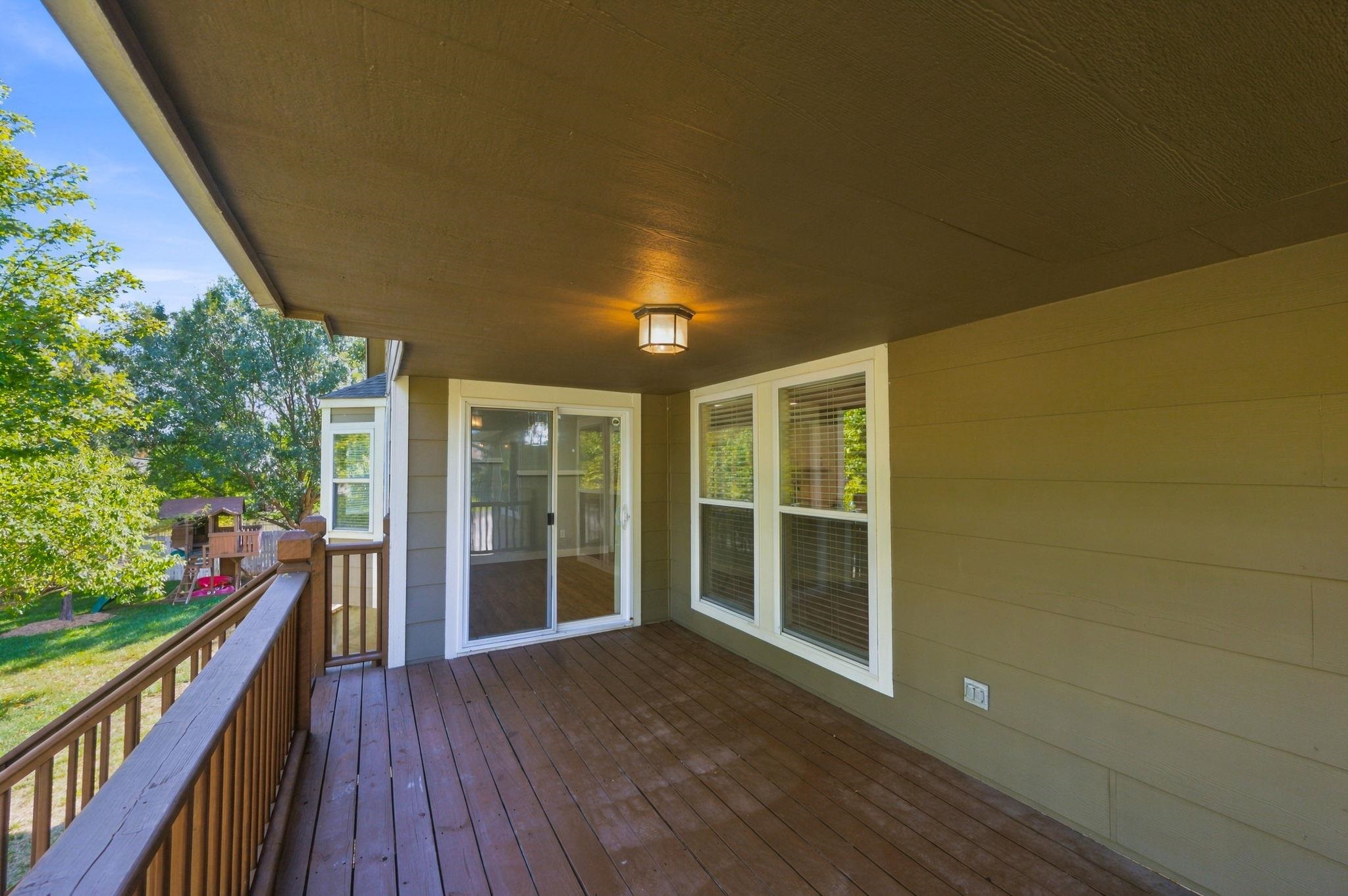 2213 E Myrtlewood Ct Property Photo 34