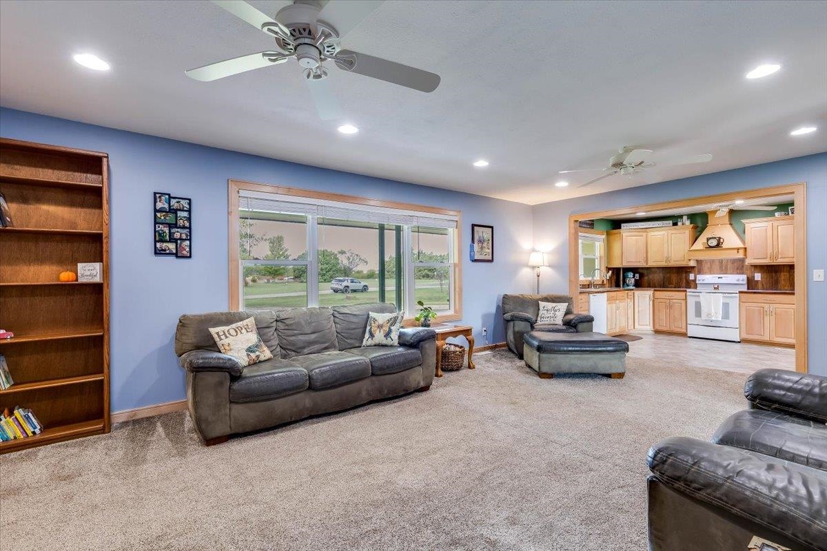 17490 Sw Hillwood Rd. Property Photo 10