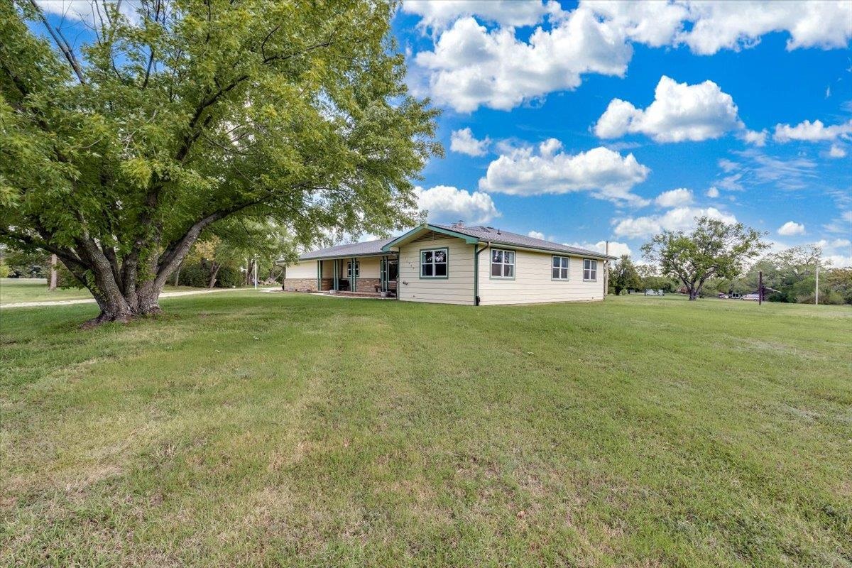 17490 Sw Hillwood Rd. Property Photo 33