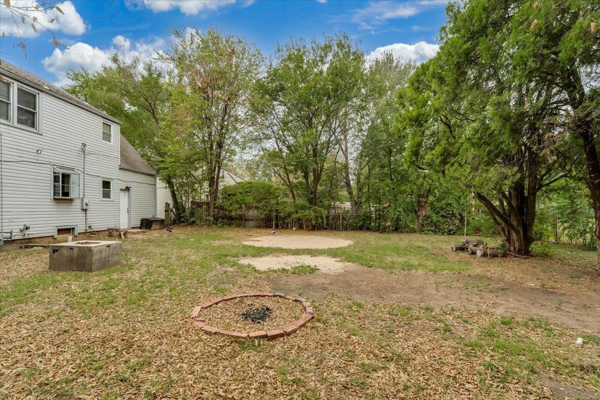 2410 E Wilma Property Photo 31