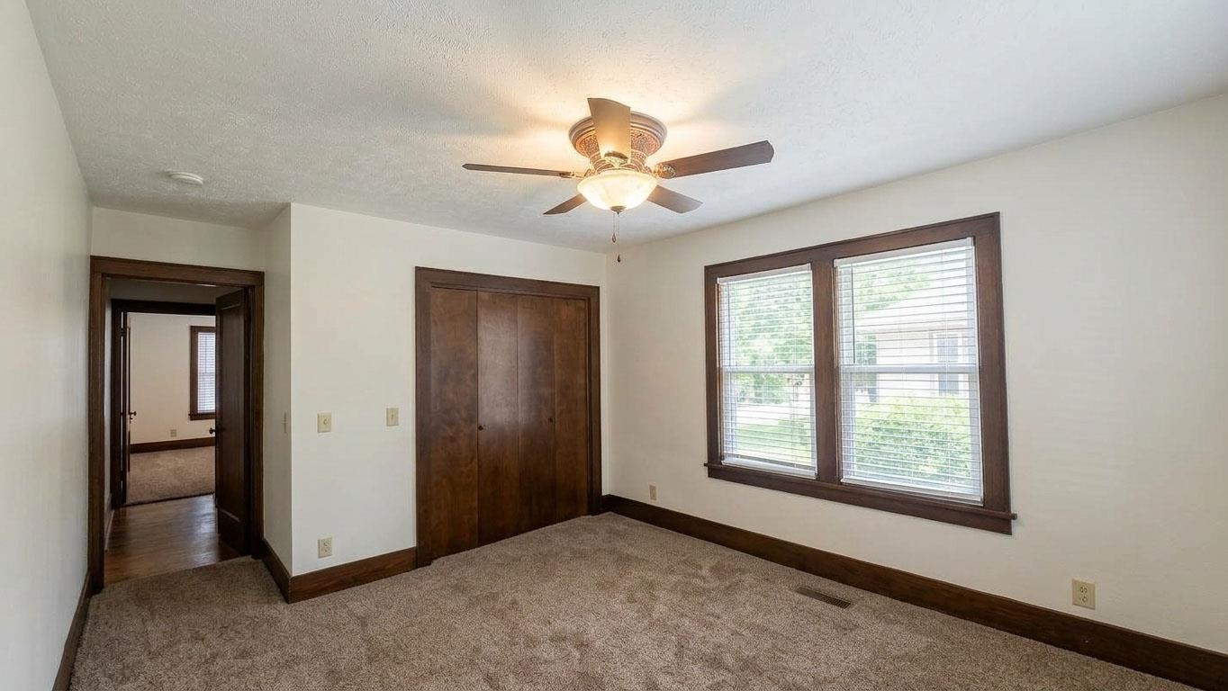 100 N C Property Photo 10