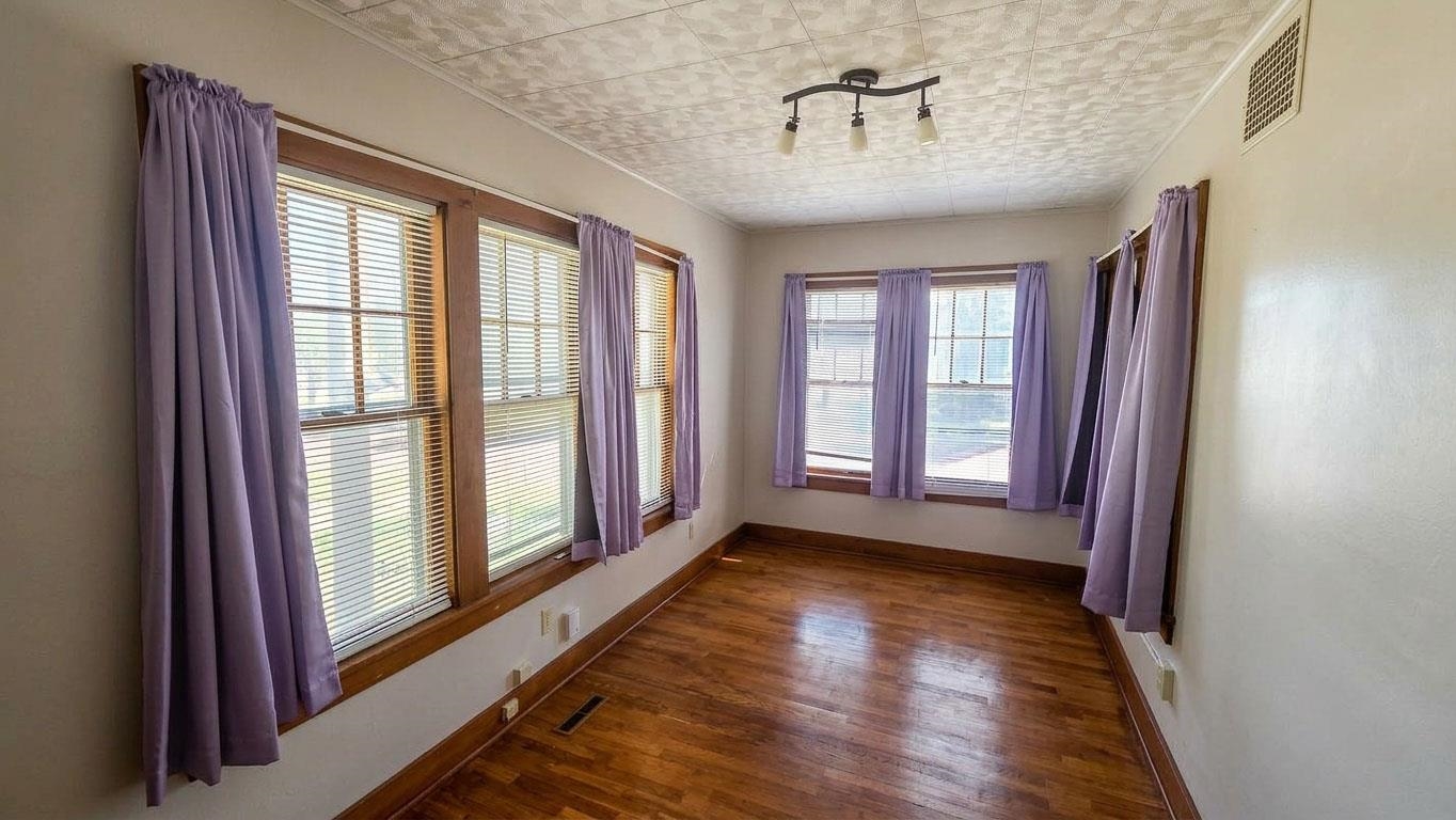 100 N C Property Photo 28
