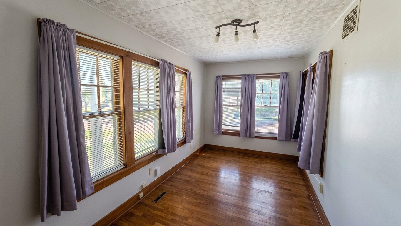100 N C Property Photo 30