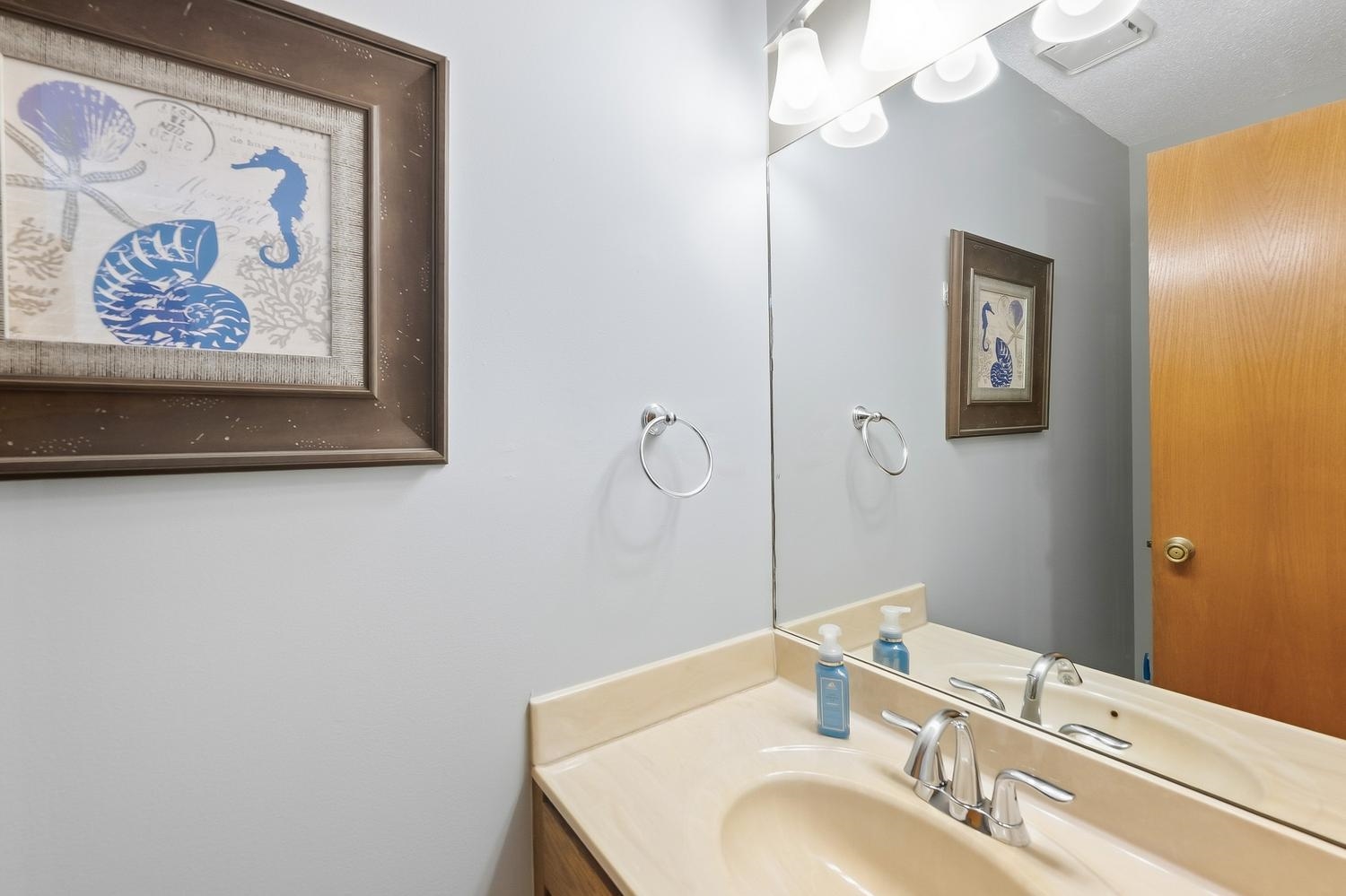 101 S Rock Property Photo 11