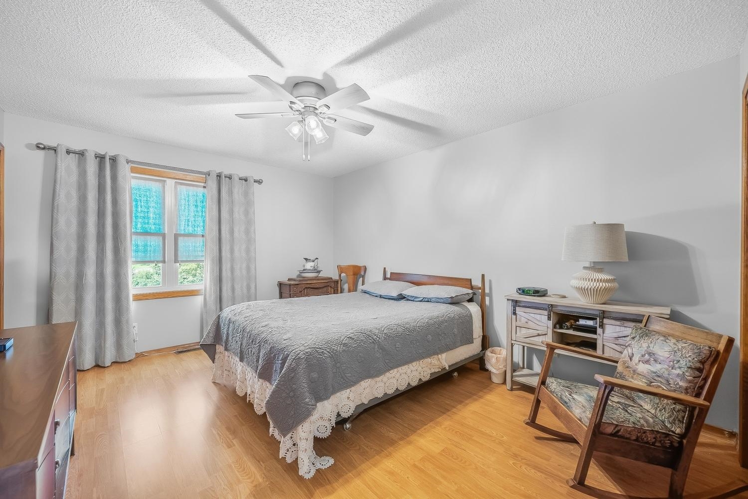101 S Rock Property Photo 12