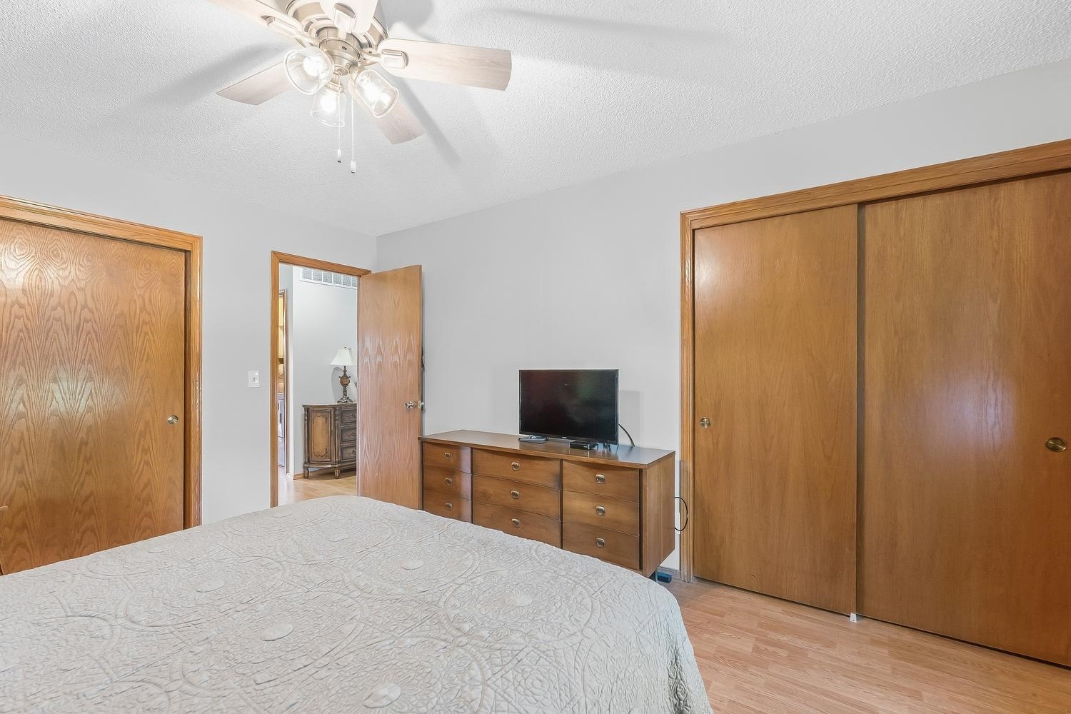 101 S Rock Property Photo 15