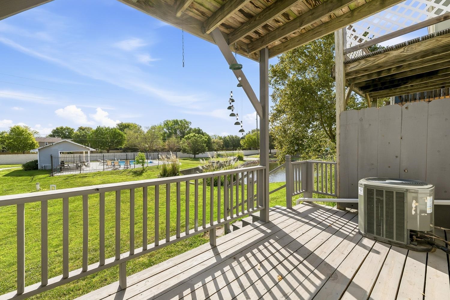 101 S Rock Property Photo 24