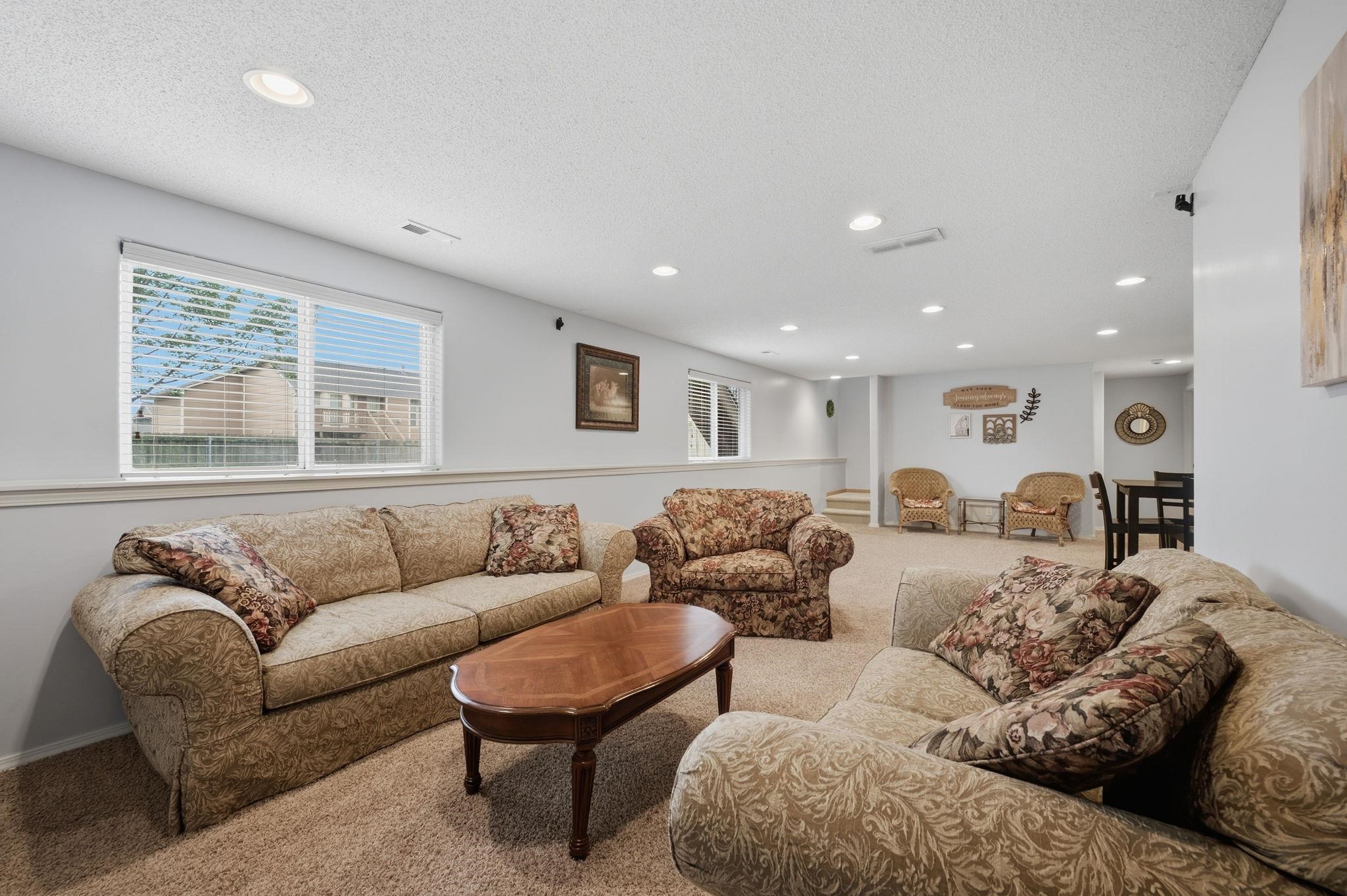 10701 W Lamp Cir Property Photo 23